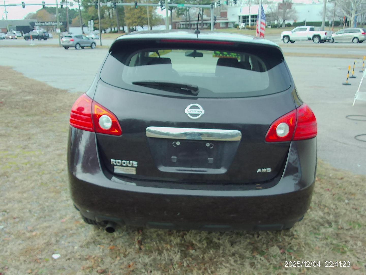 2013 Purple Nissan Rogue S AWD (JN8AS5MV0DW) with an 2.5L L4 DOHC 16V engine, Continuously Variable Transmission transmission, located at 2553 Airline Blvd, Portsmouth, VA, 23701, (757) 488-8331, 36.813889, -76.357597 - ***VEHICLE TERMS*** Down Payment: $599 Weekly Payment: $90 APR: 23.9% Repayment Terms: 42 Months *** CALL ELIZABETH SMITH - DIRECTOR OF MARKETING @ 757-488-8331 TO SCHEDULE YOUR APPOINTMENT TODAY AND GET PRE-APPROVED RIGHT OVER THE PHONE*** - Photo#6