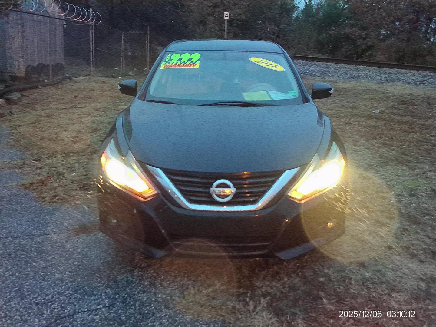 2018 Black Nissan Altima 2.5 (1N4AL3APXJC) with an 2.5L L4 DOHC 16V engine, CVT transmission, located at 2553 Airline Blvd, Portsmouth, VA, 23701, (757) 488-8331, 36.813889, -76.357597 - ***VEHICLE TERMS*** Down Payment: $999 Weekly Payment: $115 APR: 23.9% Repayment Terms: 42 Months *** CALL ELIZABETH SMITH - DIRECTOR OF MARKETING @ 757-488-8331 TO SCHEDULE YOUR APPOINTMENT TODAY AND GET PRE-APPROVED RIGHT OVER THE PHONE*** - Photo#2