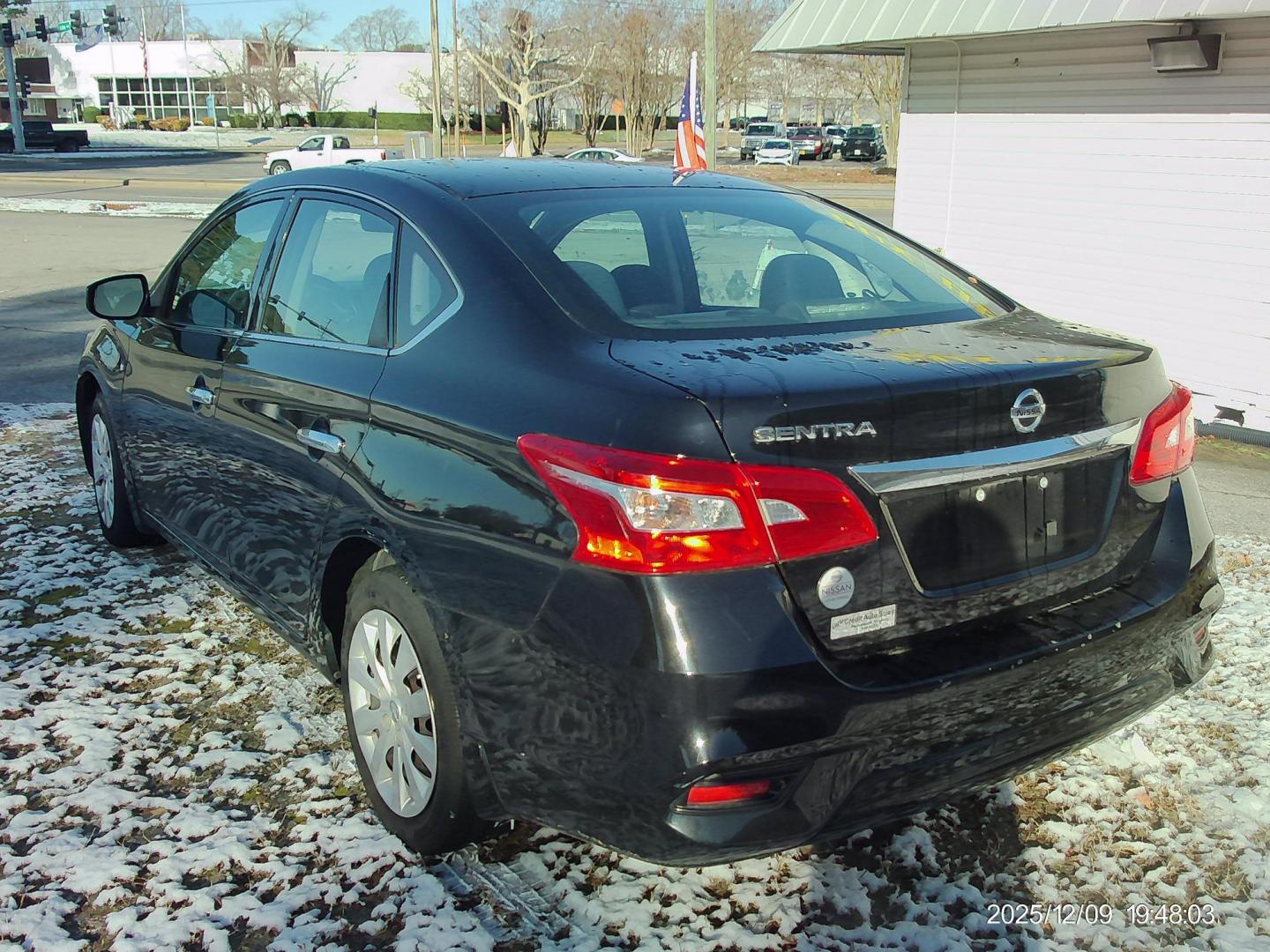 2018 Black Nissan Sentra S CVT (3N1AB7AP0JY) with an 1.8L L4 SFI DOHC 16V engine, CVT transmission, located at 2553 Airline Blvd, Portsmouth, VA, 23701, (757) 488-8331, 36.813889, -76.357597 - ***VEHICLE TERMS*** Down Payment: $899 Weekly Payment: $110 APR: 23.9% Repayment Terms: 42 Months *** CALL ELIZABETH SMITH - DIRECTOR OF MARKETING @ 757-488-8331 TO SCHEDULE YOUR APPOINTMENT TODAY AND GET PRE-APPROVED RIGHT OVER THE PHONE*** - Photo#6