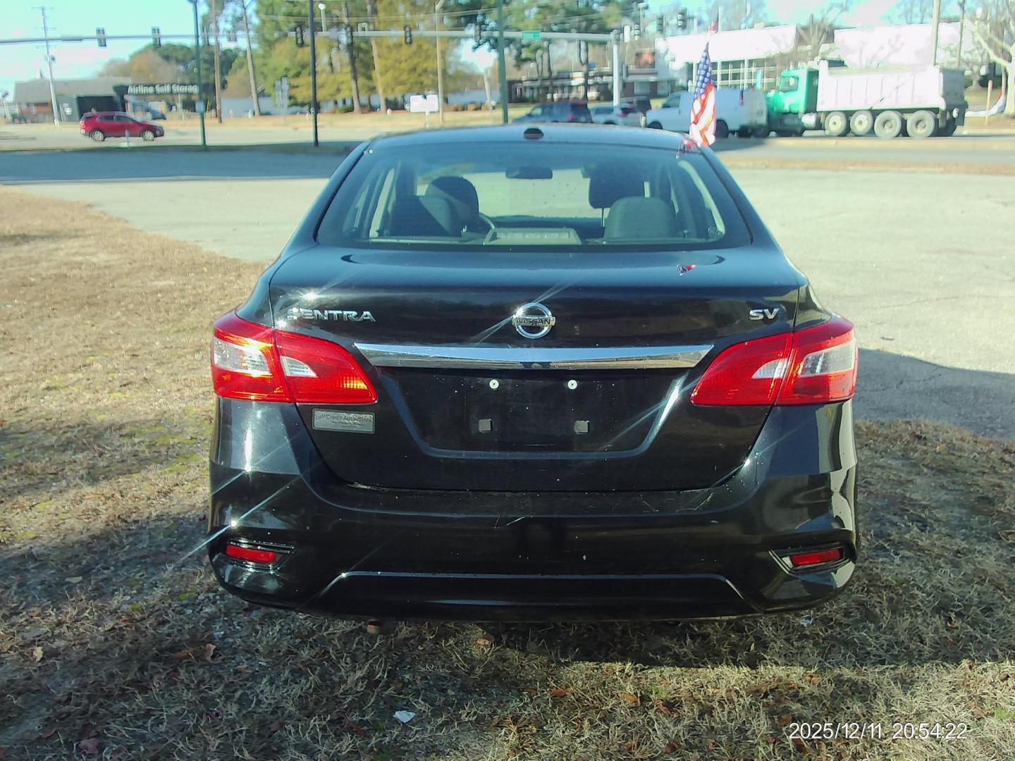 2019 Black Nissan Sentra S CVT (3N1AB7AP6KY) with an 1.8L L4 SFI DOHC 16V engine, CVT transmission, located at 2553 Airline Blvd, Portsmouth, VA, 23701, (757) 488-8331, 36.813889, -76.357597 - ***VEHICLE TERMS*** Down Payment: $599 Weekly Payment: $115 APR: 23.9% Repayment Terms: 42 Months *** CALL ELIZABETH SMITH - DIRECTOR OF MARKETING @ 757-488-8331 TO SCHEDULE YOUR APPOINTMENT TODAY AND GET PRE-APPROVED RIGHT OVER THE PHONE*** - Photo#6