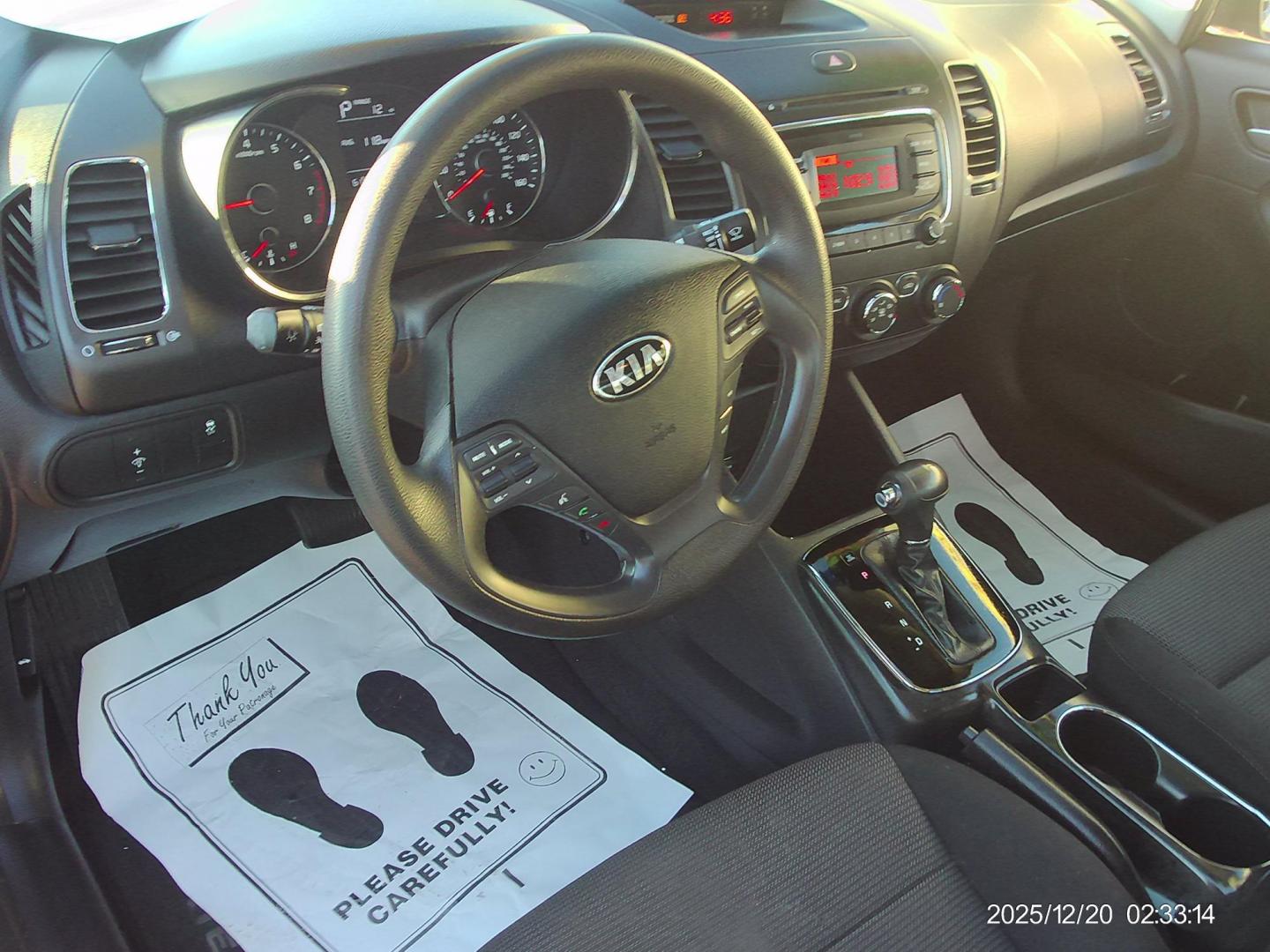 2018 Black Kia Forte LX 6M (3KPFK4A74JE) with an 2.0L L4 DOHC 16V engine, 6M transmission, located at 2553 Airline Blvd, Portsmouth, VA, 23701, (757) 488-8331, 36.813889, -76.357597 - ***VEHICLE TERMS*** Down Payment: $799 Weekly Payment: $110 APR: 23.9% Repayment Terms: 42 Months *** CALL ELIZABETH SMITH - DIRECTOR OF MARKETING @ 757-488-8331 TO SCHEDULE YOUR APPOINTMENT TODAY AND GET PRE-APPROVED RIGHT OVER THE PHONE*** - Photo#9