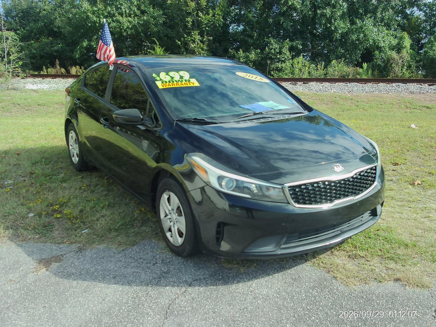 2018 Black Kia Forte LX 6M (3KPFK4A74JE) with an 2.0L L4 DOHC 16V engine, 6M transmission, located at 2553 Airline Blvd, Portsmouth, VA, 23701, (757) 488-8331, 36.813889, -76.357597- Photo#3