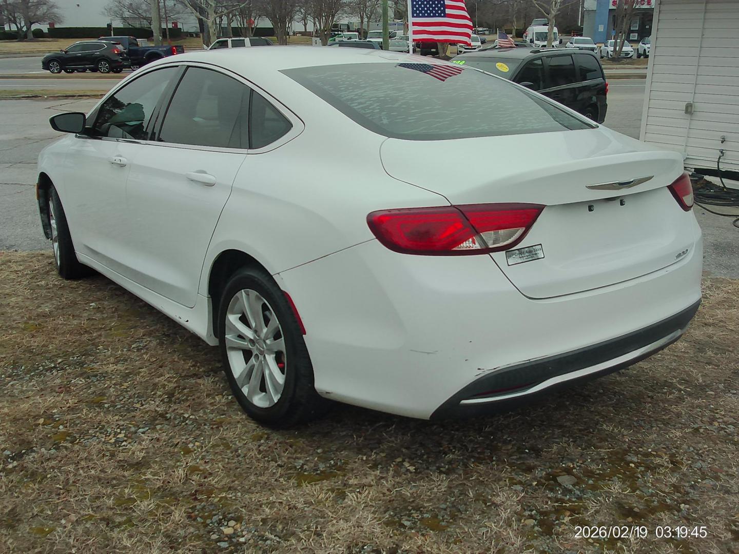 2015 White Chrysler 200 Limited (1C3CCCAB2FN) with an 2.4L L4 DOHC 16V engine, 9-Speed Automatic transmission, located at 2553 Airline Blvd, Portsmouth, VA, 23701, (757) 488-8331, 36.813889, -76.357597 - ***VEHICLE TERMS*** Down Payment: $599 Weekly Payment: $100 APR: 23.9% Repayment Terms: 42 Months *** CALL ELIZABETH SMITH - DIRECTOR OF MARKETING @ 757-488-8331 TO SCHEDULE YOUR APPOINTMENT TODAY AND GET PRE-APPROVED RIGHT OVER THE PHONE*** - Photo#7