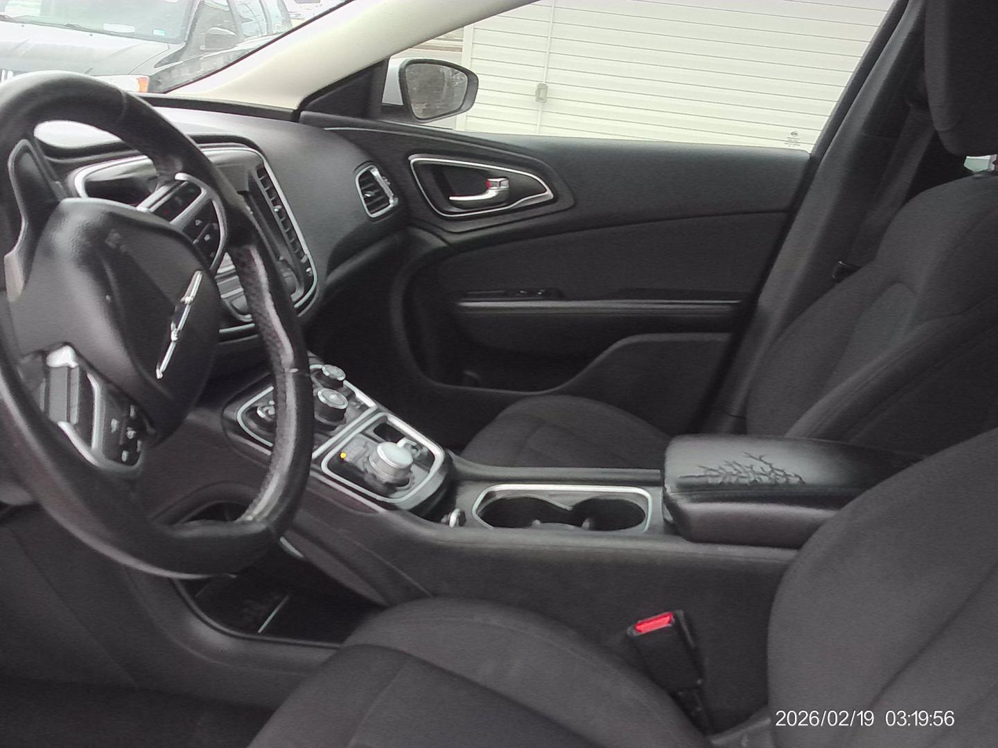 2015 White Chrysler 200 Limited (1C3CCCAB2FN) with an 2.4L L4 DOHC 16V engine, 9-Speed Automatic transmission, located at 2553 Airline Blvd, Portsmouth, VA, 23701, (757) 488-8331, 36.813889, -76.357597 - ***VEHICLE TERMS*** Down Payment: $599 Weekly Payment: $100 APR: 23.9% Repayment Terms: 42 Months *** CALL ELIZABETH SMITH - DIRECTOR OF MARKETING @ 757-488-8331 TO SCHEDULE YOUR APPOINTMENT TODAY AND GET PRE-APPROVED RIGHT OVER THE PHONE*** - Photo#9