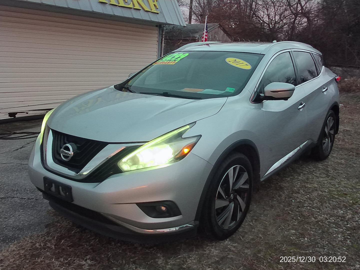 2017 Silver Nissan Murano Platinum AWD (5N1AZ2MH8HN) with an 3.5L V6 DOHC 24V engine, CVT transmission, located at 2553 Airline Blvd, Portsmouth, VA, 23701, (757) 488-8331, 36.813889, -76.357597 - ***VEHICLE TERMS*** Down Payment: $1299 Weekly Payment: $120 APR: 23.9% Repayment Terms: 42 Months *** CALL ELIZABETH SMITH - DIRECTOR OF MARKETING @ 757-488-8331 TO SCHEDULE YOUR APPOINTMENT TODAY AND GET PRE-APPROVED RIGHT OVER THE PHONE*** - Photo#1