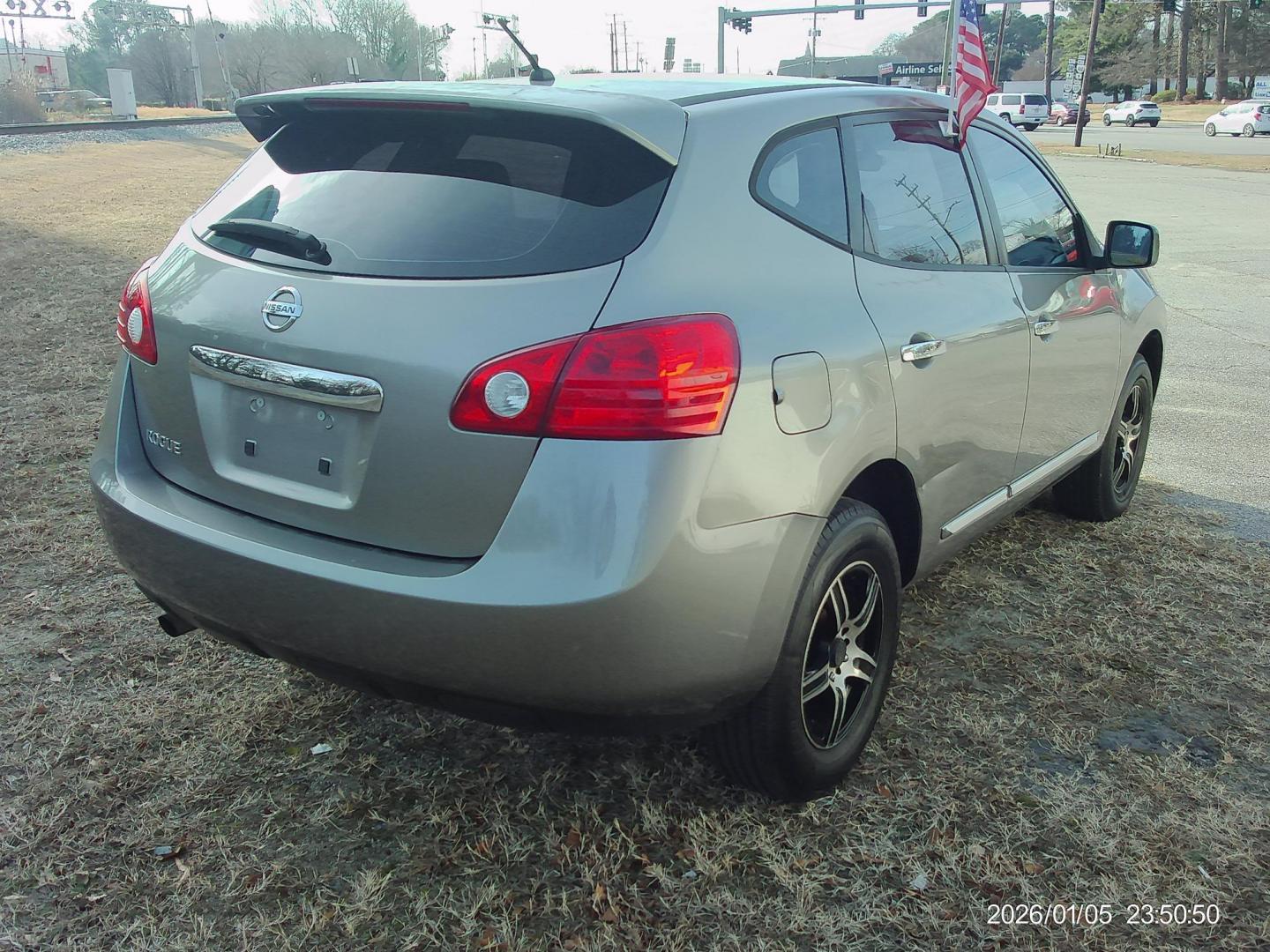2011 Tan Nissan Rogue S 2WD (JN8AS5MT5BW) with an 2.5L L4 DOHC 16V engine, CVT transmission, located at 2553 Airline Blvd, Portsmouth, VA, 23701, (757) 488-8331, 36.813889, -76.357597 - ***VEHICLE TERMS*** Down Payment: $499 Weekly Payment: $90 APR: 23.9% Repayment Terms: 42 Months *** CALL ELIZABETH SMITH - DIRECTOR OF MARKETING @ 757-488-8331 TO SCHEDULE YOUR APPOINTMENT TODAY AND GET PRE-APPROVED RIGHT OVER THE PHONE*** - Photo#5