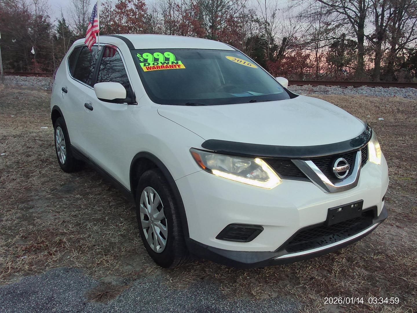 2016 White Nissan Rogue S AWD (5N1AT2MV9GC) with an 2.5L L4 DOHC 16V engine, CVT transmission, located at 2553 Airline Blvd, Portsmouth, VA, 23701, (757) 488-8331, 36.813889, -76.357597 - ***VEHICLE TERMS*** Down Payment: $999 Weekly Payment: $110 APR: 23.9% Repayment Terms: 42 Months *** CALL ELIZABETH SMITH - DIRECTOR OF MARKETING @ 757-488-8331 TO SCHEDULE YOUR APPOINTMENT TODAY AND GET PRE-APPROVED RIGHT OVER THE PHONE*** - Photo#3