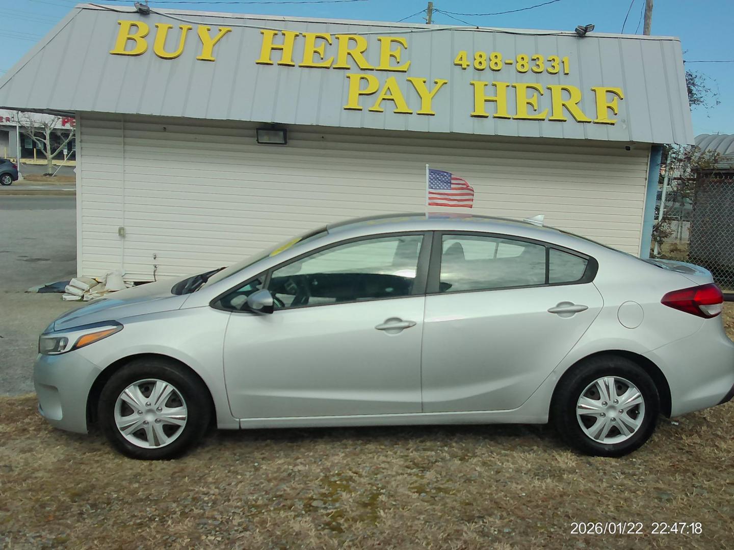 2017 Gray Kia Forte LX 6M (3KPFK4A76HE) with an 2.0L L4 DOHC 16V engine, 6M transmission, located at 2553 Airline Blvd, Portsmouth, VA, 23701, (757) 488-8331, 36.813889, -76.357597 - ***VEHICLE TERMS*** Down Payment: $599 Weekly Payment: $110 APR: 23.9% Repayment Terms: 42 Months *** CALL ELIZABETH SMITH - DIRECTOR OF MARKETING @ 757-488-8331 TO SCHEDULE YOUR APPOINTMENT TODAY AND GET PRE-APPROVED RIGHT OVER THE PHONE*** - Photo#0