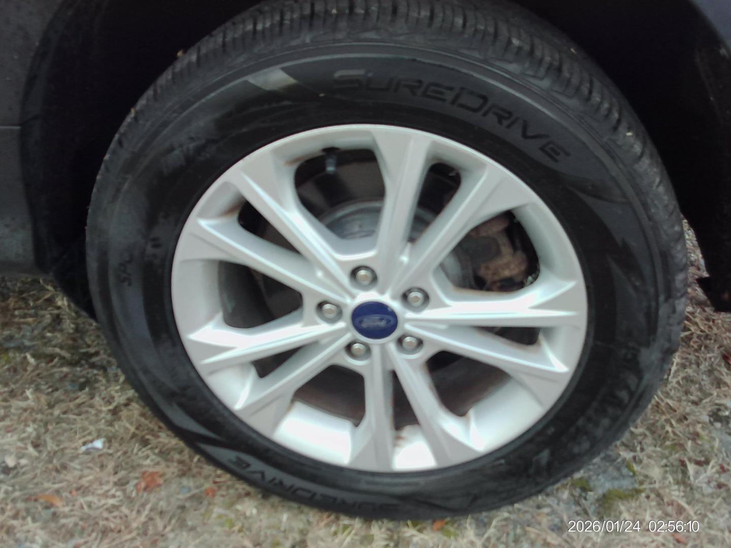 2018 Silver Ford Escape SEL 4WD (1FMCU9HD3JU) with an 1.5L L4 DOHC 16V engine, 6A transmission, located at 2553 Airline Blvd, Portsmouth, VA, 23701, (757) 488-8331, 36.813889, -76.357597 - Photo#8