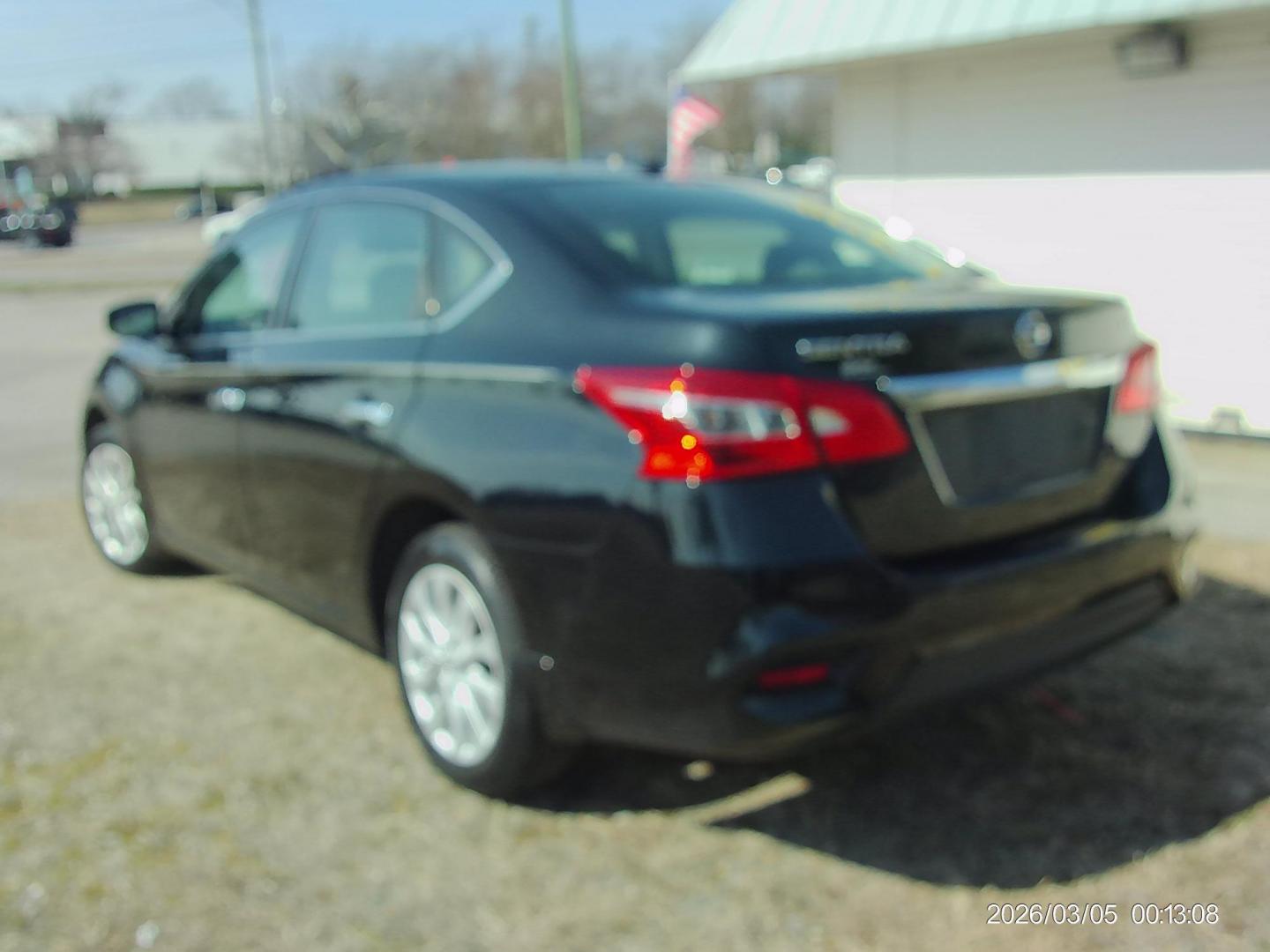 2019 Gray Nissan Sentra S CVT (3N1AB7APXKY) with an 1.8L L4 SFI DOHC 16V engine, CVT transmission, located at 2553 Airline Blvd, Portsmouth, VA, 23701, (757) 488-8331, 36.813889, -76.357597 - ***VEHICLE TERMS*** Down Payment: $799 Weekly Payment: $110 APR: 23.9% Repayment Terms: 42 Months *** CALL ELIZABETH SMITH - DIRECTOR OF MARKETING @ 757-488-8331 TO SCHEDULE YOUR APPOINTMENT TODAY AND GET PRE-APPROVED RIGHT OVER THE PHONE*** - Photo#7