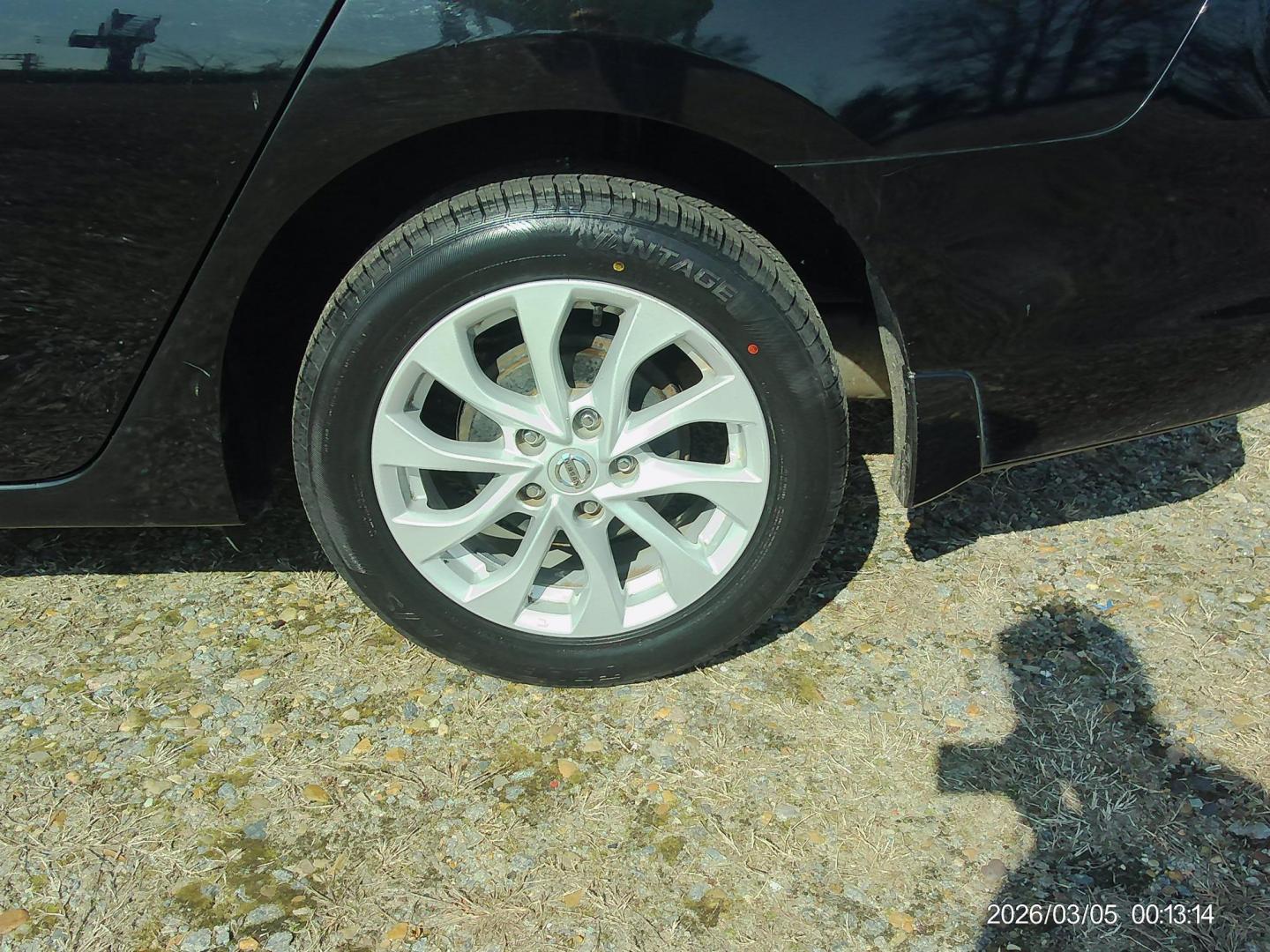 2019 Gray Nissan Sentra S CVT (3N1AB7APXKY) with an 1.8L L4 SFI DOHC 16V engine, CVT transmission, located at 2553 Airline Blvd, Portsmouth, VA, 23701, (757) 488-8331, 36.813889, -76.357597 - ***VEHICLE TERMS*** Down Payment: $799 Weekly Payment: $110 APR: 23.9% Repayment Terms: 42 Months *** CALL ELIZABETH SMITH - DIRECTOR OF MARKETING @ 757-488-8331 TO SCHEDULE YOUR APPOINTMENT TODAY AND GET PRE-APPROVED RIGHT OVER THE PHONE*** - Photo#8