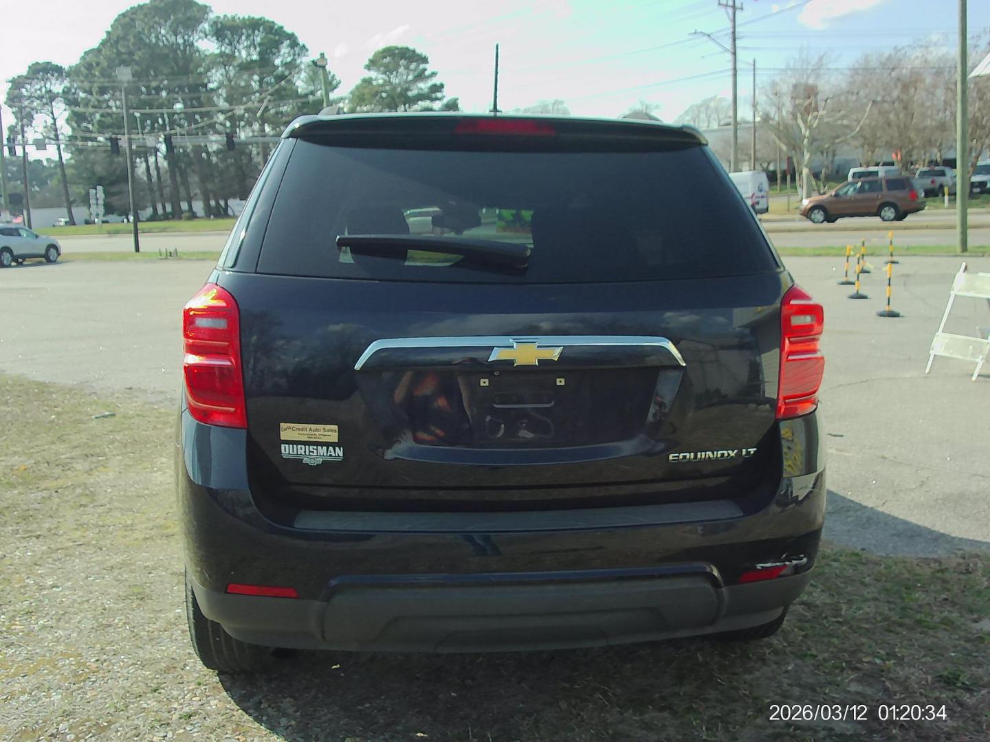 2016 Blue Chevrolet Equinox LT 2WD (2GNALCEK1G6) with an 2.4L L4 DOHC 16V FFV engine, 6A transmission, located at 2553 Airline Blvd, Portsmouth, VA, 23701, (757) 488-8331, 36.813889, -76.357597 - ***VEHICLE TERMS*** Down Payment: $999 Weekly Payment: $120 APR: 23.9% Repayment Terms: 42 Months *** CALL ELIZABETH SMITH - DIRECTOR OF MARKETING @ 757-488-8331 TO SCHEDULE YOUR APPOINTMENT TODAY AND GET PRE-APPROVED RIGHT OVER THE PHONE*** - Photo#6