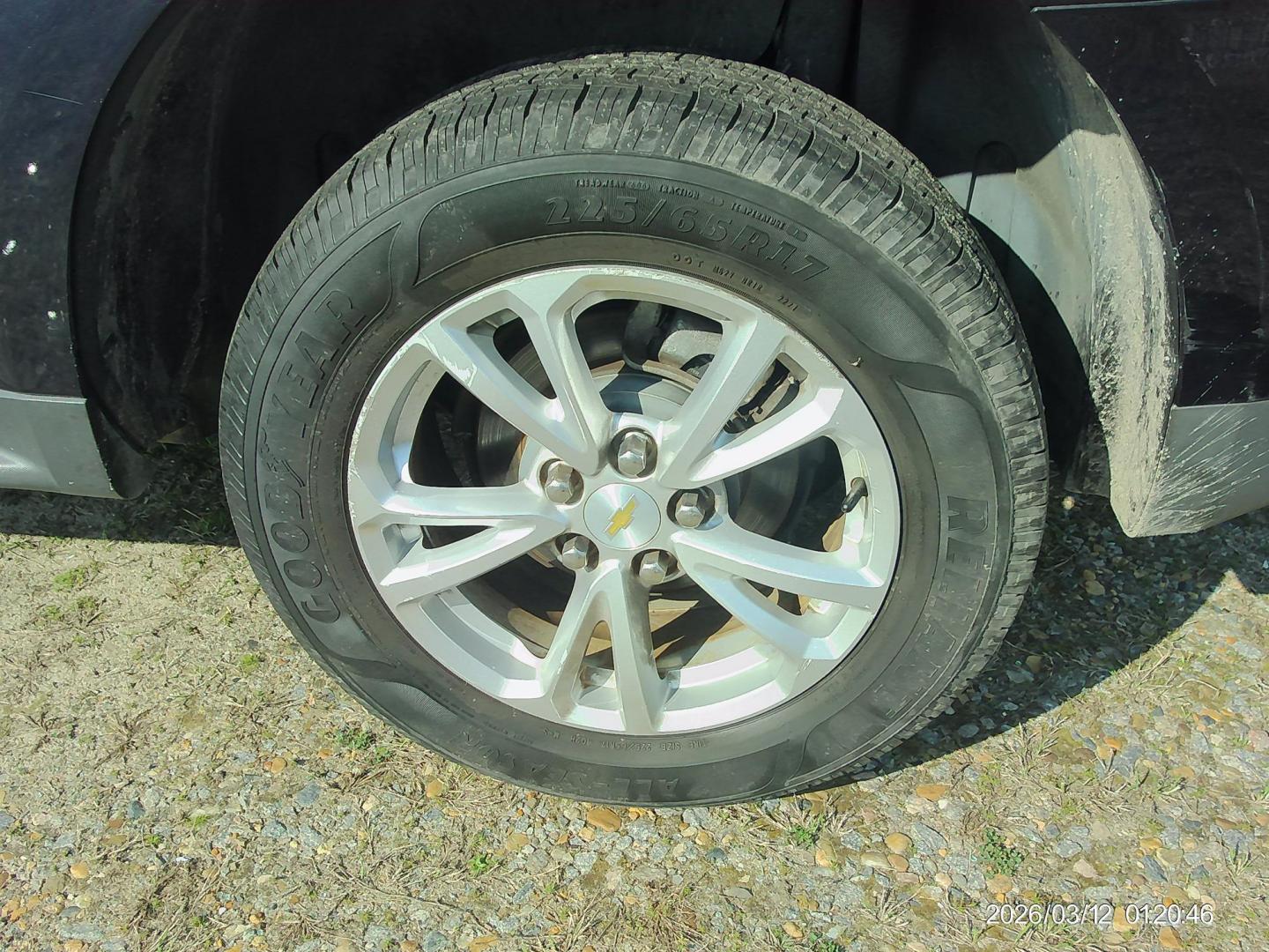 2016 Blue Chevrolet Equinox LT 2WD (2GNALCEK1G6) with an 2.4L L4 DOHC 16V FFV engine, 6A transmission, located at 2553 Airline Blvd, Portsmouth, VA, 23701, (757) 488-8331, 36.813889, -76.357597 - ***VEHICLE TERMS*** Down Payment: $999 Weekly Payment: $120 APR: 23.9% Repayment Terms: 42 Months *** CALL ELIZABETH SMITH - DIRECTOR OF MARKETING @ 757-488-8331 TO SCHEDULE YOUR APPOINTMENT TODAY AND GET PRE-APPROVED RIGHT OVER THE PHONE*** - Photo#8