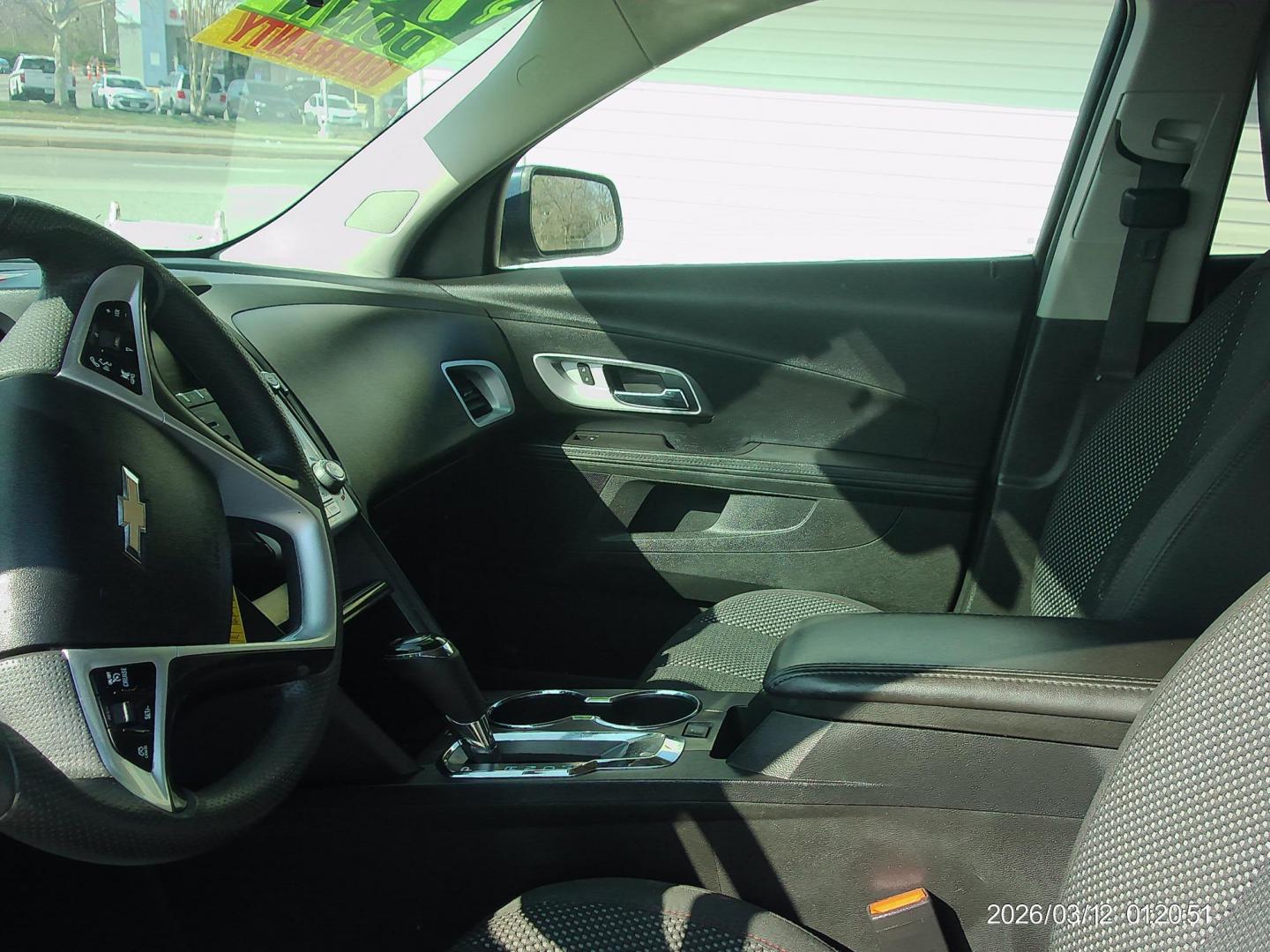 2016 Blue Chevrolet Equinox LT 2WD (2GNALCEK1G6) with an 2.4L L4 DOHC 16V FFV engine, 6A transmission, located at 2553 Airline Blvd, Portsmouth, VA, 23701, (757) 488-8331, 36.813889, -76.357597 - ***VEHICLE TERMS*** Down Payment: $999 Weekly Payment: $120 APR: 23.9% Repayment Terms: 42 Months *** CALL ELIZABETH SMITH - DIRECTOR OF MARKETING @ 757-488-8331 TO SCHEDULE YOUR APPOINTMENT TODAY AND GET PRE-APPROVED RIGHT OVER THE PHONE*** - Photo#9