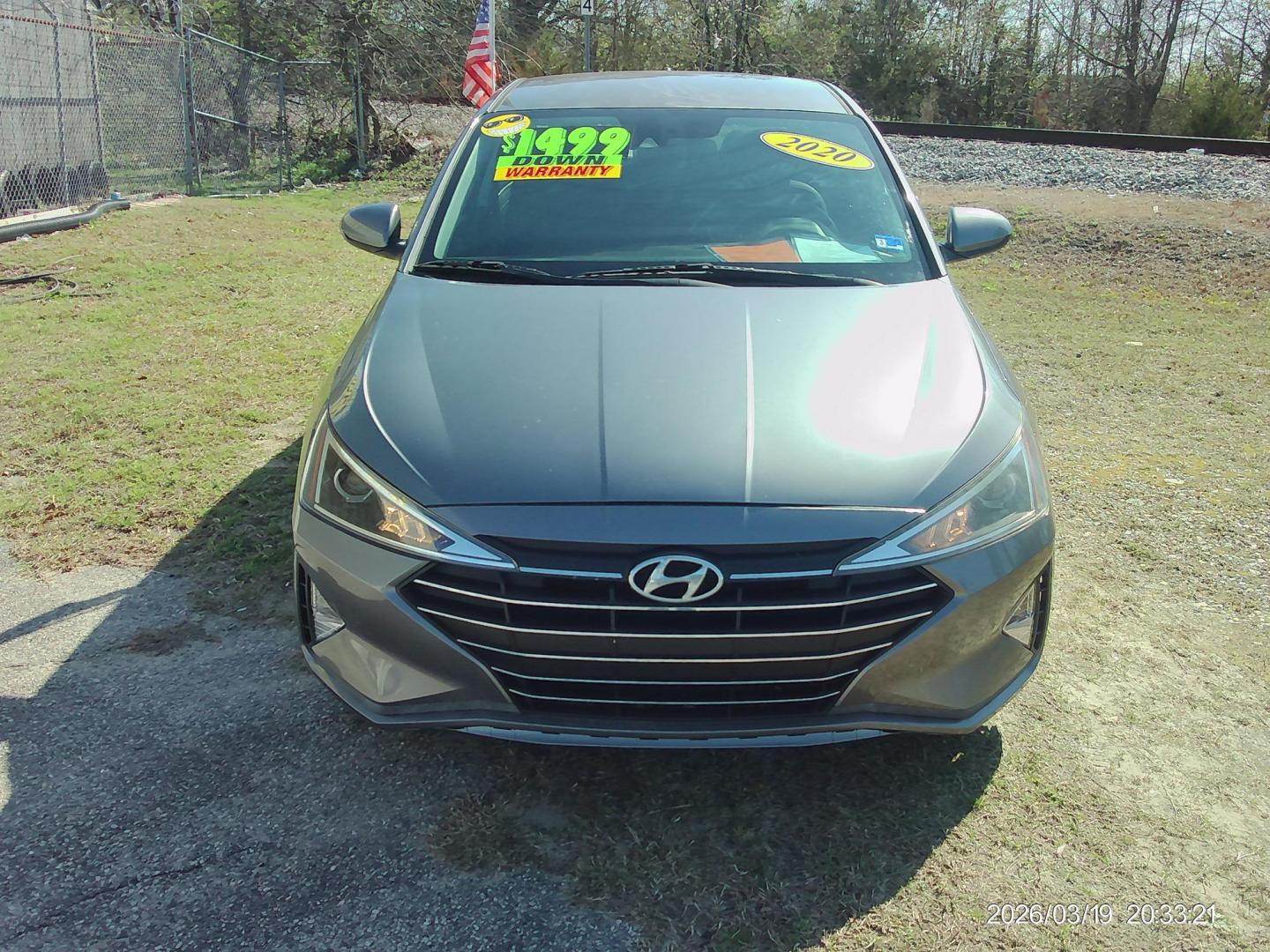 2020 Gray Hyundai Elantra Limited (5NPD84LF4LH) with an 1.8L L4 DOHC 16V engine, 6A transmission, located at 2553 Airline Blvd, Portsmouth, VA, 23701, (757) 488-8331, 36.813889, -76.357597 - ***VEHICLE TERMS*** Down Payment: $1499 Weekly Payment: $120 APR: 23.9% Repayment Terms: 42 Months *** CALL ELIZABETH SMITH - DIRECTOR OF MARKETING @ 757-488-8331 TO SCHEDULE YOUR APPOINTMENT TODAY AND GET PRE-APPROVED RIGHT OVER THE PHONE*** - Photo#2
