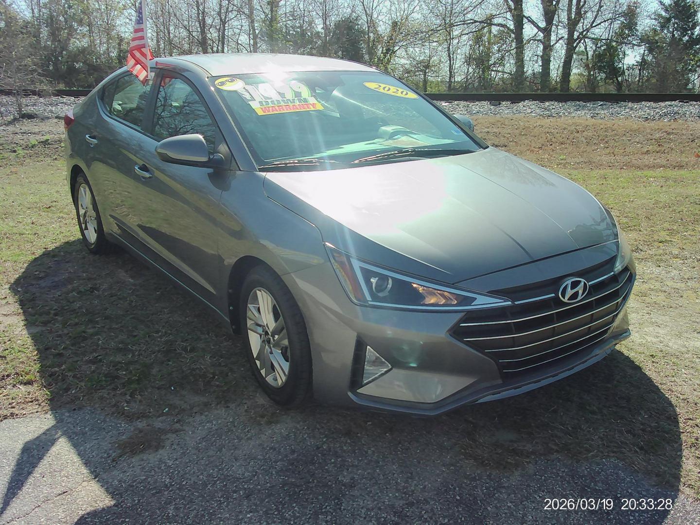 2020 Gray Hyundai Elantra Limited (5NPD84LF4LH) with an 1.8L L4 DOHC 16V engine, 6A transmission, located at 2553 Airline Blvd, Portsmouth, VA, 23701, (757) 488-8331, 36.813889, -76.357597 - ***VEHICLE TERMS*** Down Payment: $1499 Weekly Payment: $120 APR: 23.9% Repayment Terms: 42 Months *** CALL ELIZABETH SMITH - DIRECTOR OF MARKETING @ 757-488-8331 TO SCHEDULE YOUR APPOINTMENT TODAY AND GET PRE-APPROVED RIGHT OVER THE PHONE*** - Photo#3