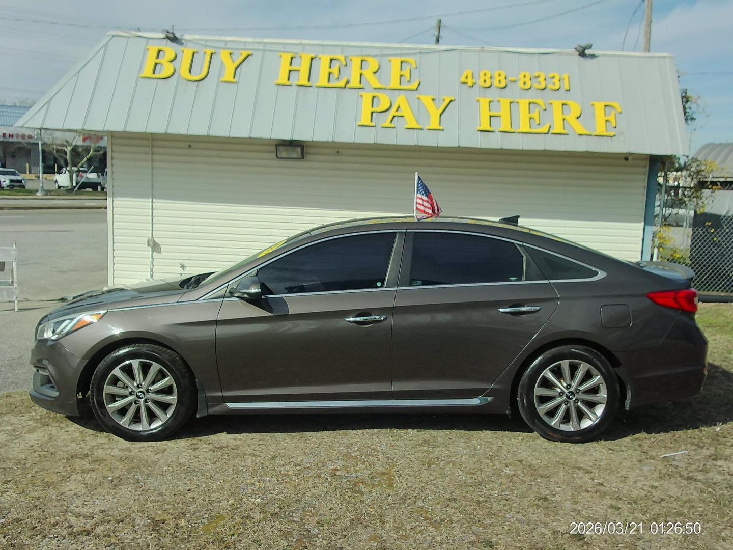2017 Brown Hyundai Sonata Sport (5NPE34AF7HH) with an 2.4L L4 DOHC 16V engine, 6A transmission, located at 2553 Airline Blvd, Portsmouth, VA, 23701, (757) 488-8331, 36.813889, -76.357597 - ***VEHICLE TERMS*** Down Payment: $999 Weekly Payment: $120 APR: 23.9% Repayment Terms: 42 Months *** CALL ELIZABETH SMITH - DIRECTOR OF MARKETING @ 757-488-8331 TO SCHEDULE YOUR APPOINTMENT TODAY AND GET PRE-APPROVED RIGHT OVER THE PHONE*** - Photo#0
