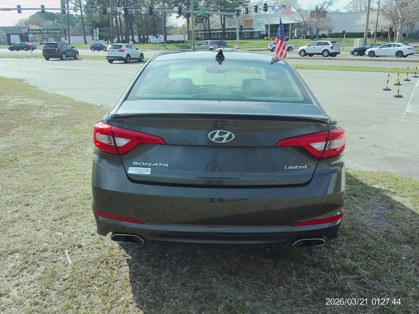2017 Brown Hyundai Sonata Sport (5NPE34AF7HH) with an 2.4L L4 DOHC 16V engine, 6A transmission, located at 2553 Airline Blvd, Portsmouth, VA, 23701, (757) 488-8331, 36.813889, -76.357597 - ***VEHICLE TERMS*** Down Payment: $999 Weekly Payment: $120 APR: 23.9% Repayment Terms: 42 Months *** CALL ELIZABETH SMITH - DIRECTOR OF MARKETING @ 757-488-8331 TO SCHEDULE YOUR APPOINTMENT TODAY AND GET PRE-APPROVED RIGHT OVER THE PHONE*** - Photo#6