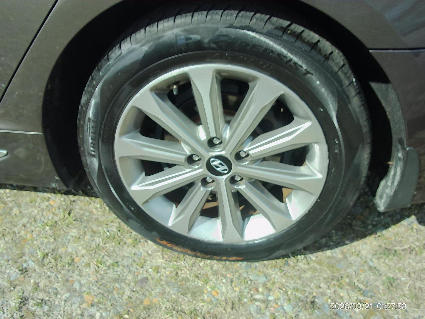 2017 Brown Hyundai Sonata Sport (5NPE34AF7HH) with an 2.4L L4 DOHC 16V engine, 6A transmission, located at 2553 Airline Blvd, Portsmouth, VA, 23701, (757) 488-8331, 36.813889, -76.357597 - ***VEHICLE TERMS*** Down Payment: $999 Weekly Payment: $120 APR: 23.9% Repayment Terms: 42 Months *** CALL ELIZABETH SMITH - DIRECTOR OF MARKETING @ 757-488-8331 TO SCHEDULE YOUR APPOINTMENT TODAY AND GET PRE-APPROVED RIGHT OVER THE PHONE*** - Photo#8