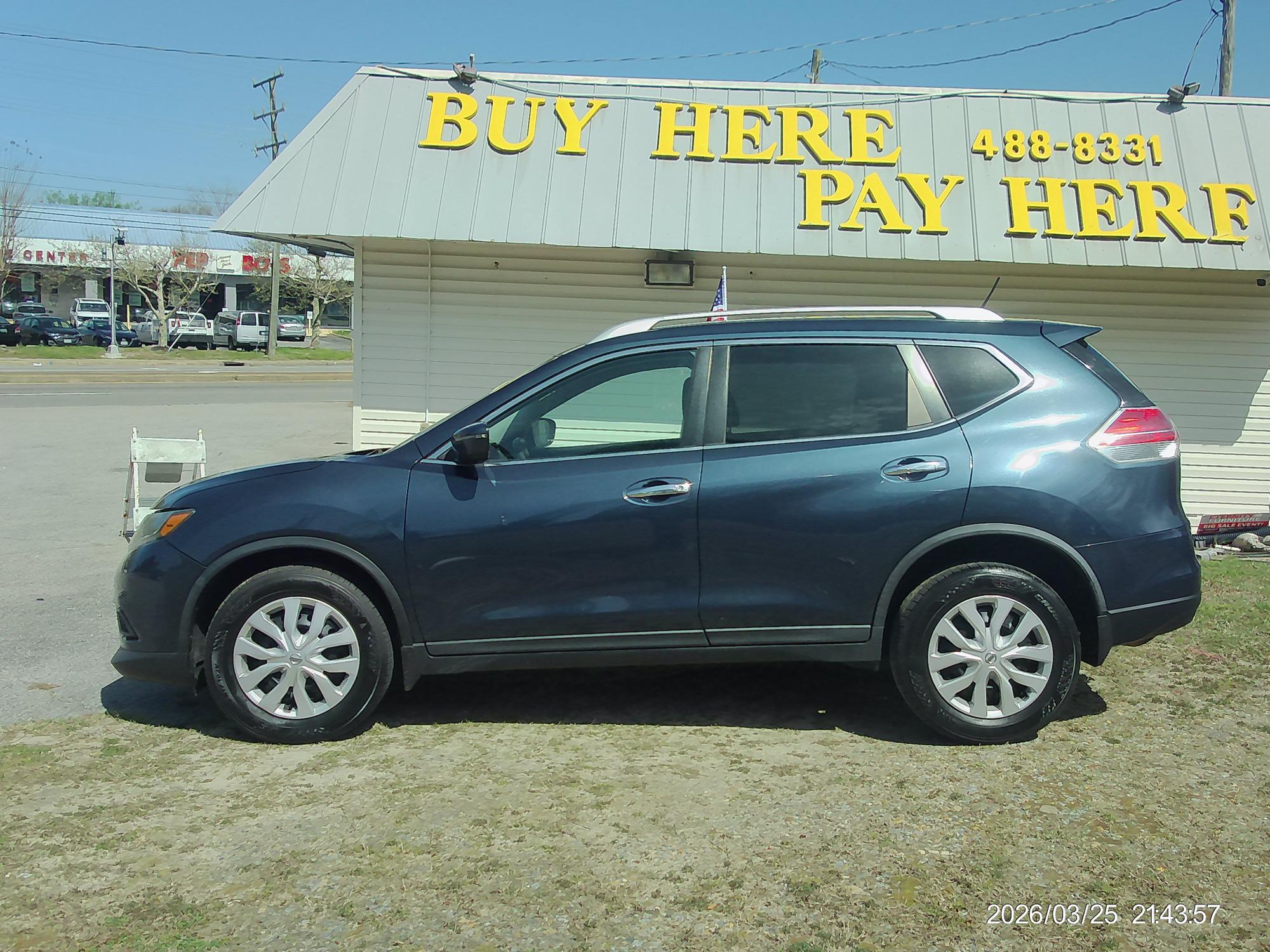photo of 2016 Nissan Rogue SV AWD