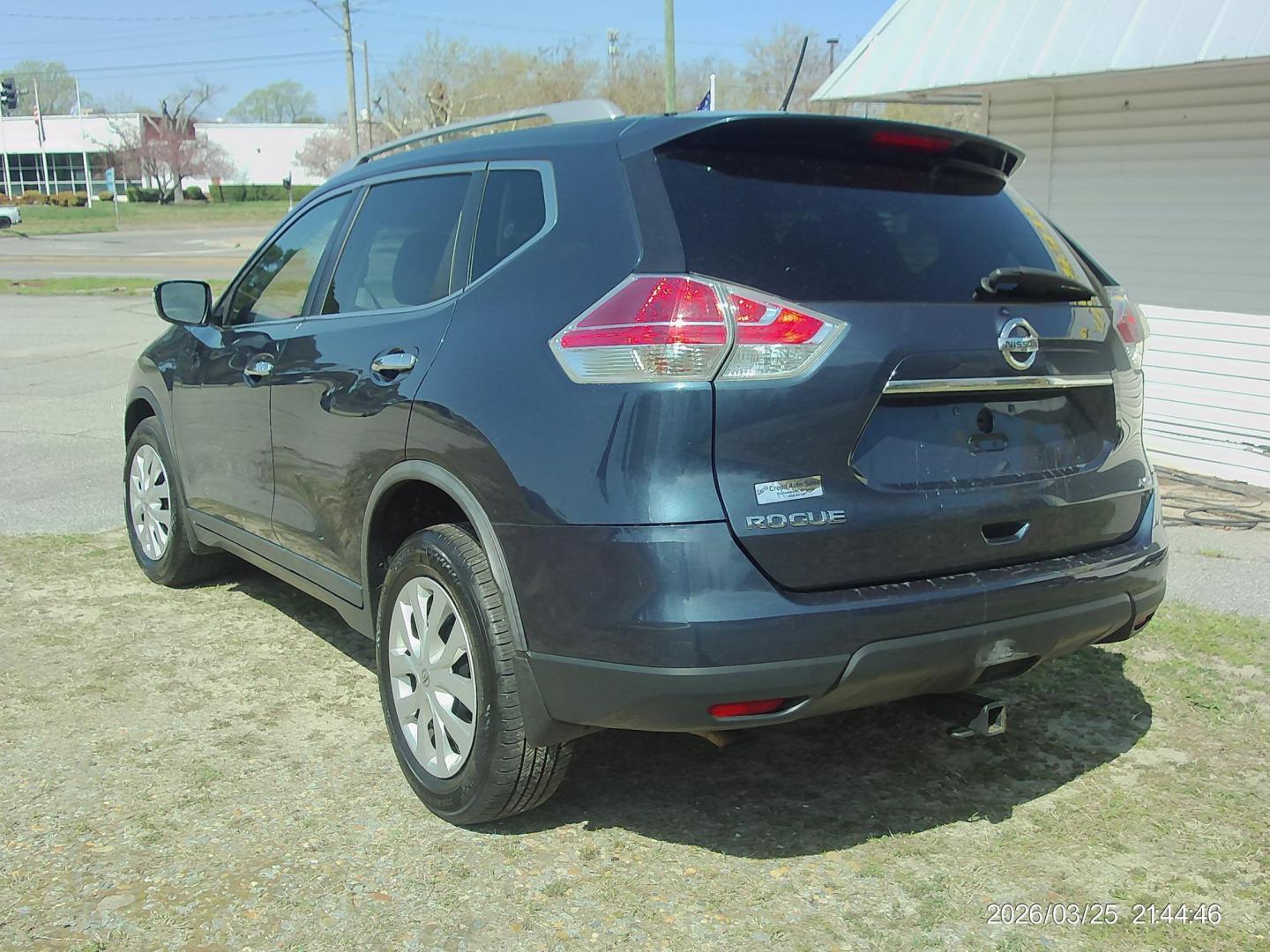 2016 Blue Nissan Rogue SV AWD (KNMAT2MV6GP) with an 2.5L L4 DOHC 16V engine, CVT transmission, located at 2553 Airline Blvd, Portsmouth, VA, 23701, (757) 488-8331, 36.813889, -76.357597 - ***VEHICLE TERMS*** Down Payment: $999 Weekly Payment: $110 APR: 23.9% Repayment Terms: 42 Months *** CALL ELIZABETH SMITH - DIRECTOR OF MARKETING @ 757-488-8331 TO SCHEDULE YOUR APPOINTMENT TODAY AND GET PRE-APPROVED RIGHT OVER THE PHONE*** - Photo#1