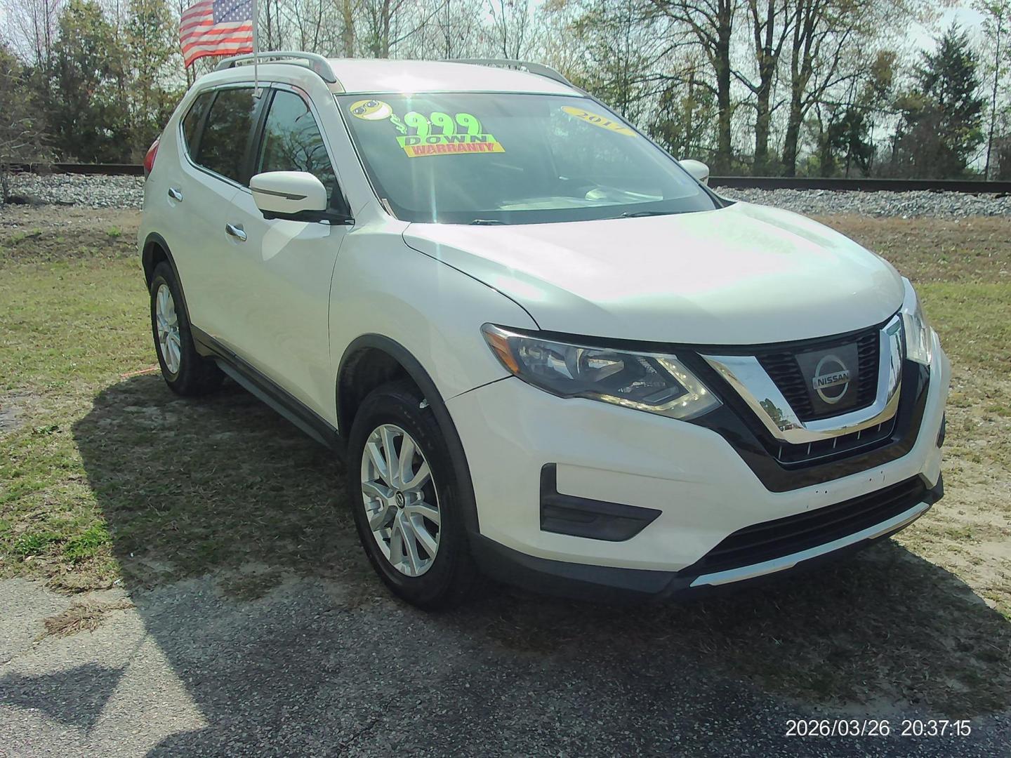 2017 White Nissan Rogue S AWD (5N1AT2MV7HC) with an 2.5L L4 DOHC 16V engine, CVT transmission, located at 2553 Airline Blvd, Portsmouth, VA, 23701, (757) 488-8331, 36.813889, -76.357597 - ***VEHICLE TERMS*** Down Payment: $999 Weekly Payment: $120 APR: 23.9% Repayment Terms: 42 Months *** CALL ELIZABETH SMITH - DIRECTOR OF MARKETING @ 757-488-8331 TO SCHEDULE YOUR APPOINTMENT TODAY AND GET PRE-APPROVED RIGHT OVER THE PHONE*** - Photo#3