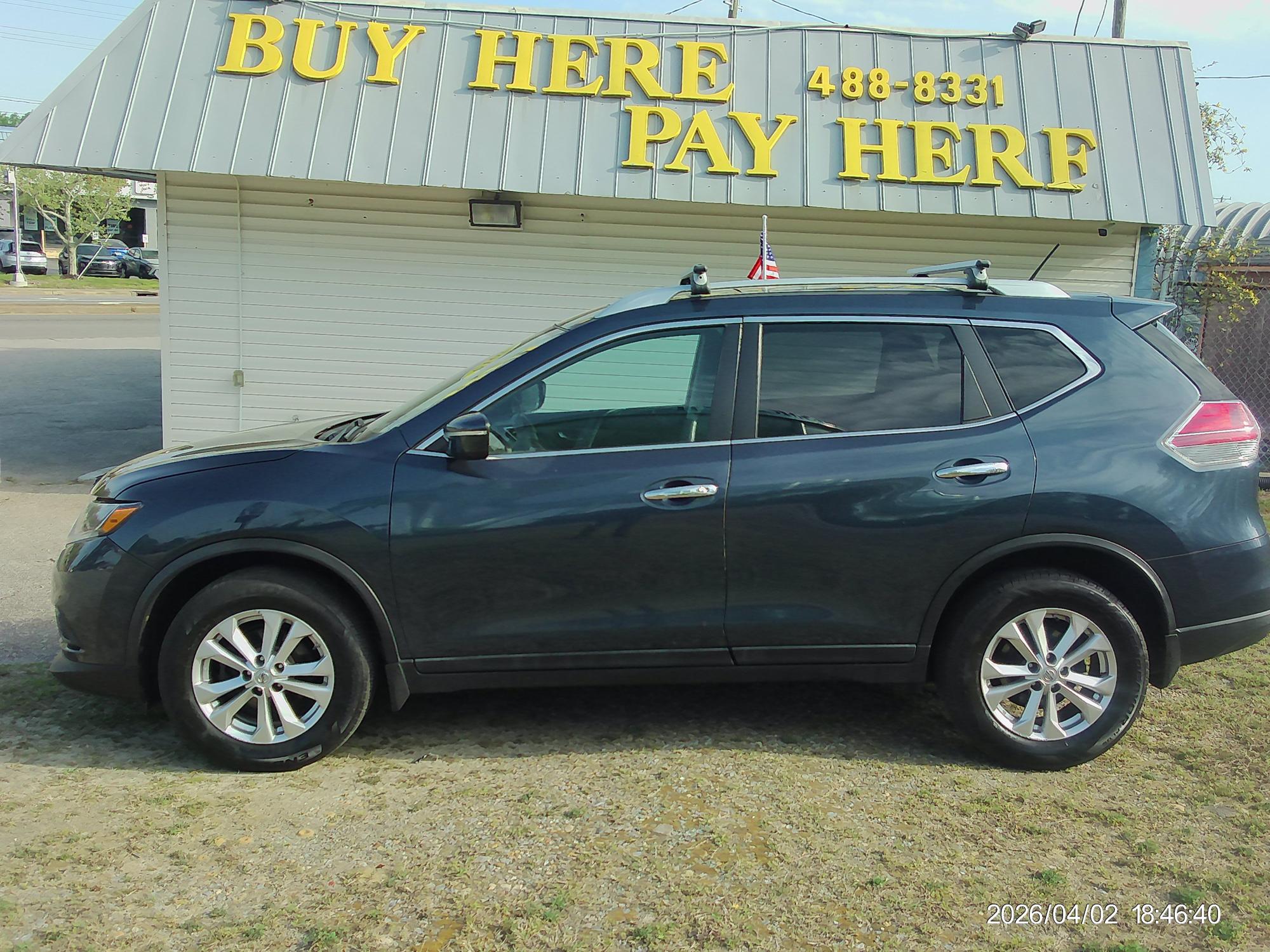 photo of 2015 Nissan Rogue S AWD