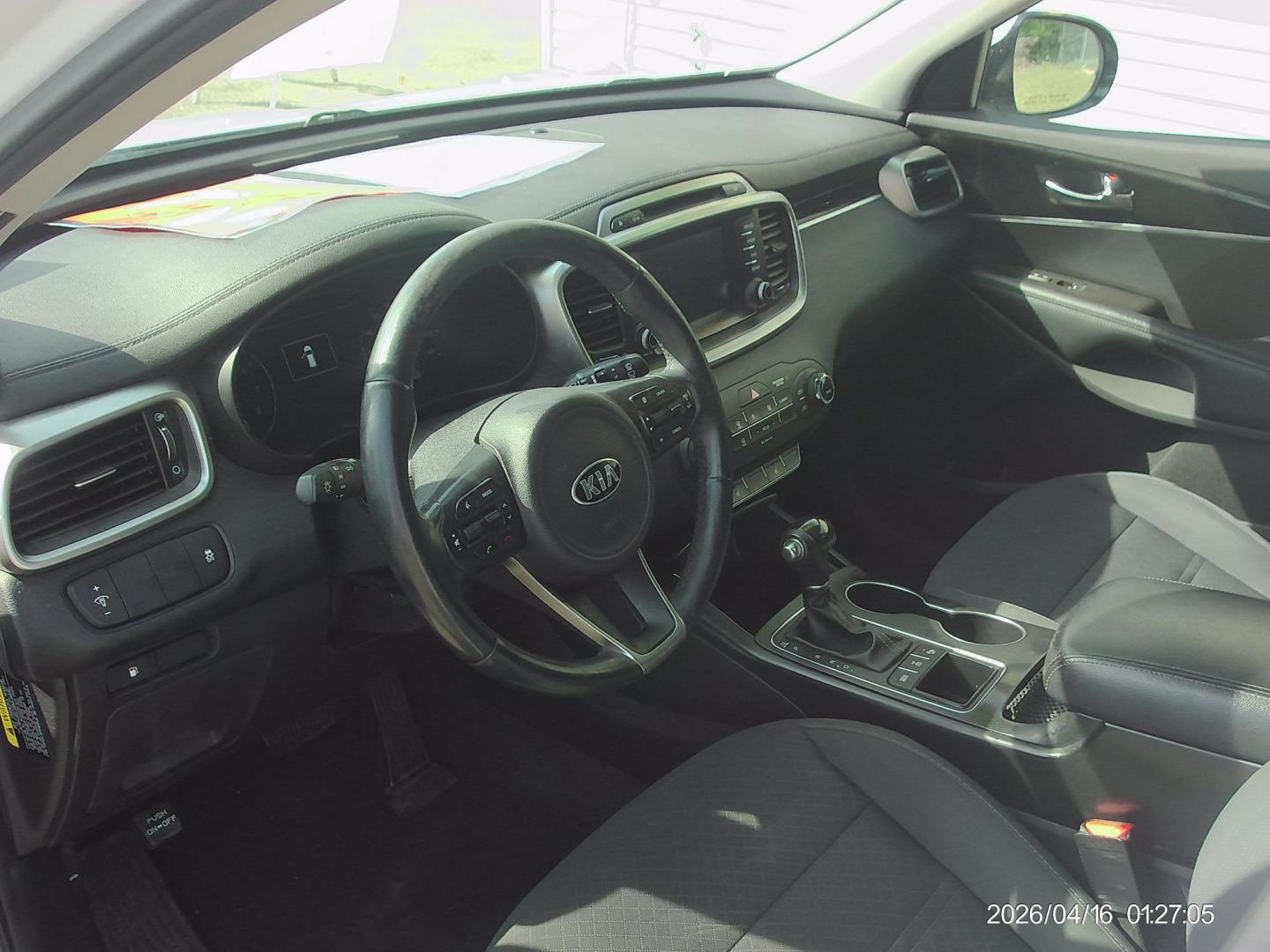 2017 Kia Sorento LX AWD (5XYPGDA30HG) with an 2.4L L4 DOHC 16V engine, 6A transmission, located at 2553 Airline Blvd, Portsmouth, VA, 23701, (757) 488-8331, 36.813889, -76.357597 - ***VEHICLE TERMS*** Down Payment: $1499 Weekly Payment: $120 APR: 23.9% Repayment Terms: 42 Months *** CALL ELIZABETH SMITH - DIRECTOR OF MARKETING @ 757-488-8331 TO SCHEDULE YOUR APPOINTMENT TODAY AND GET PRE-APPROVED RIGHT OVER THE PHONE*** - Photo#5