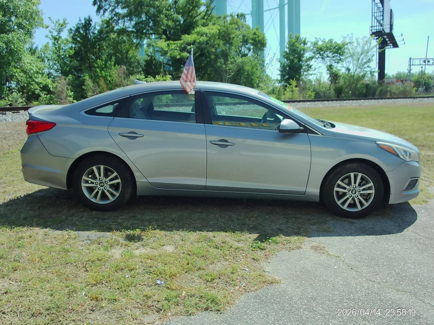 2019 Nissan Sentra S CVT (3N1AB7AP1KY) with an 1.8L L4 SFI DOHC 16V engine, CVT transmission, located at 2553 Airline Blvd, Portsmouth, VA, 23701, (757) 488-8331, 36.813889, -76.357597 - ***VEHICLE TERMS*** Down Payment: $899 Weekly Payment: $110 APR: 23.9% Repayment Terms: 42 Months *** CALL ELIZABETH SMITH - DIRECTOR OF MARKETING @ 757-488-8331 TO SCHEDULE YOUR APPOINTMENT TODAY AND GET PRE-APPROVED RIGHT OVER THE PHONE*** - Photo#4