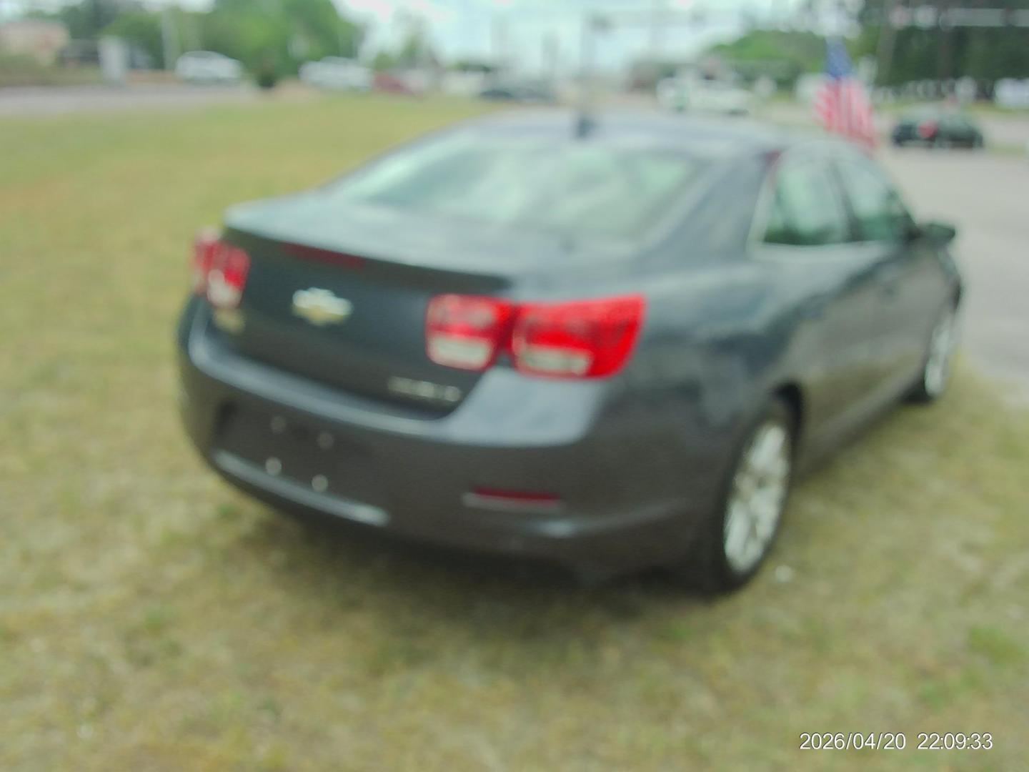 2015 Blue Chevrolet Malibu 1LT (1G11C5SL5FF) with an 2.5L L4 DOHC 16V engine, 6-Speed Automatic transmission, located at 2553 Airline Blvd, Portsmouth, VA, 23701, (757) 488-8331, 36.813889, -76.357597 - ***VEHICLE TERMS*** Down Payment: $899 Weekly Payment: $110 APR: 23.9% Repayment Terms: 42 Months *** CALL ELIZABETH SMITH - DIRECTOR OF MARKETING @ 757-488-8331 TO SCHEDULE YOUR APPOINTMENT TODAY AND GET PRE-APPROVED RIGHT OVER THE PHONE*** - Photo#5