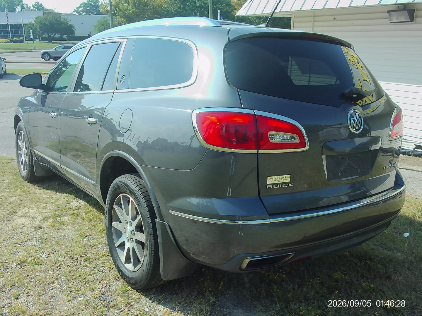 2014 Gray Buick Enclave Leather FWD (5GAKRBKD5EJ) with an 3.6L V6 DOHC 24V engine, 6-Speed Automatic Overdrive transmission, located at 2553 Airline Blvd, Portsmouth, VA, 23701, (757) 488-8331, 36.813889, -76.357597 - ***VEHICLE TERMS*** Down Payment: $899 Weekly Payment: $115 APR: 23.9% Repayment Terms: 42 Months *** CALL ELIZABETH SMITH - DIRECTOR OF MARKETING @ 757-488-8331 TO SCHEDULE YOUR APPOINTMENT TODAY AND GET PRE-APPROVED RIGHT OVER THE PHONE***- Photo#7