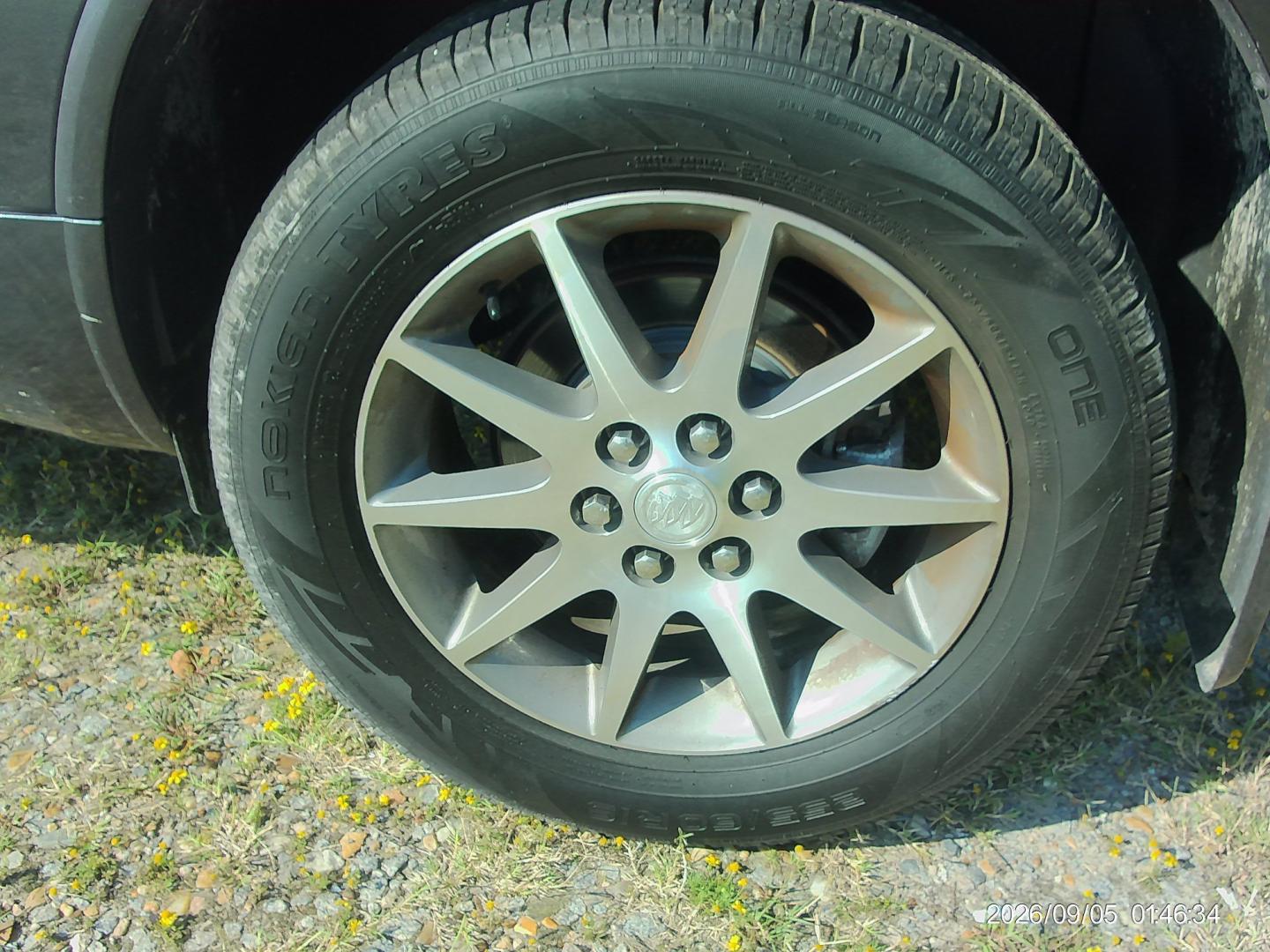 2014 Gray Buick Enclave Leather FWD (5GAKRBKD5EJ) with an 3.6L V6 DOHC 24V engine, 6-Speed Automatic Overdrive transmission, located at 2553 Airline Blvd, Portsmouth, VA, 23701, (757) 488-8331, 36.813889, -76.357597 - ***VEHICLE TERMS*** Down Payment: $899 Weekly Payment: $115 APR: 23.9% Repayment Terms: 42 Months *** CALL ELIZABETH SMITH - DIRECTOR OF MARKETING @ 757-488-8331 TO SCHEDULE YOUR APPOINTMENT TODAY AND GET PRE-APPROVED RIGHT OVER THE PHONE***- Photo#8
