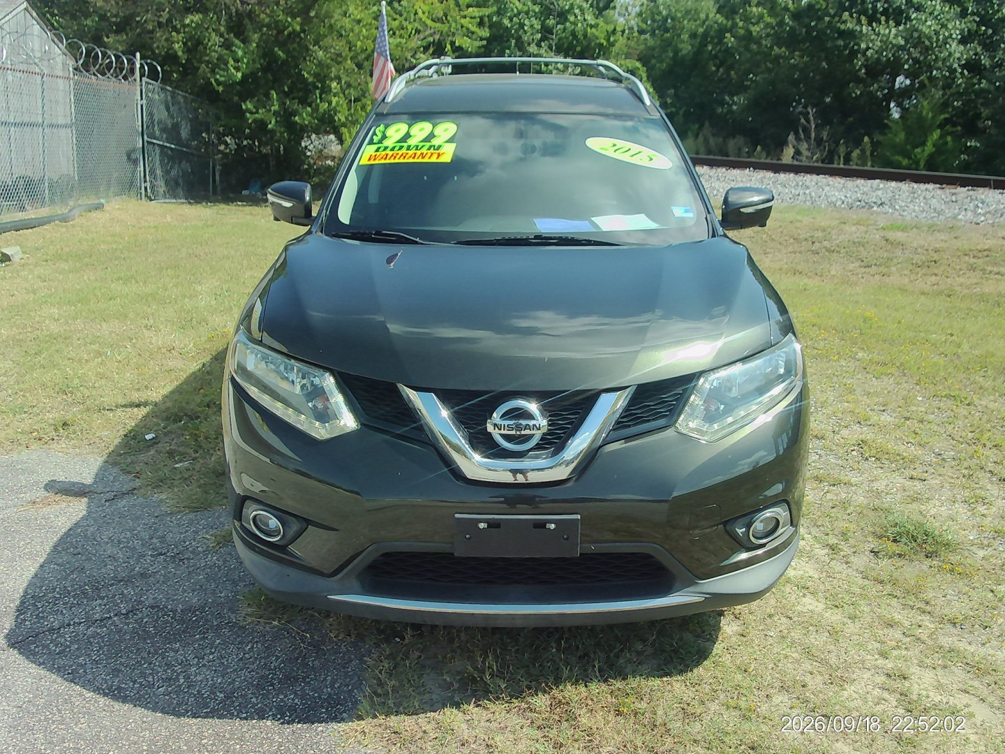 2015 Green Nissan Rogue S AWD (5N1AT2MV1FC) with an 2.5L L4 DOHC 16V engine, Continuously Variable Transmission transmission, located at 2553 Airline Blvd, Portsmouth, VA, 23701, (757) 488-8331, 36.813889, -76.357597 - ***VEHICLE TERMS*** Down Payment: $999 Weekly Payment: $115 APR: 23.9% Repayment Terms: 42 Months *** CALL ELIZABETH SMITH - DIRECTOR OF MARKETING @ 757-488-8331 TO SCHEDULE YOUR APPOINTMENT TODAY AND GET PRE-APPROVED RIGHT OVER THE PHONE***- Photo#2