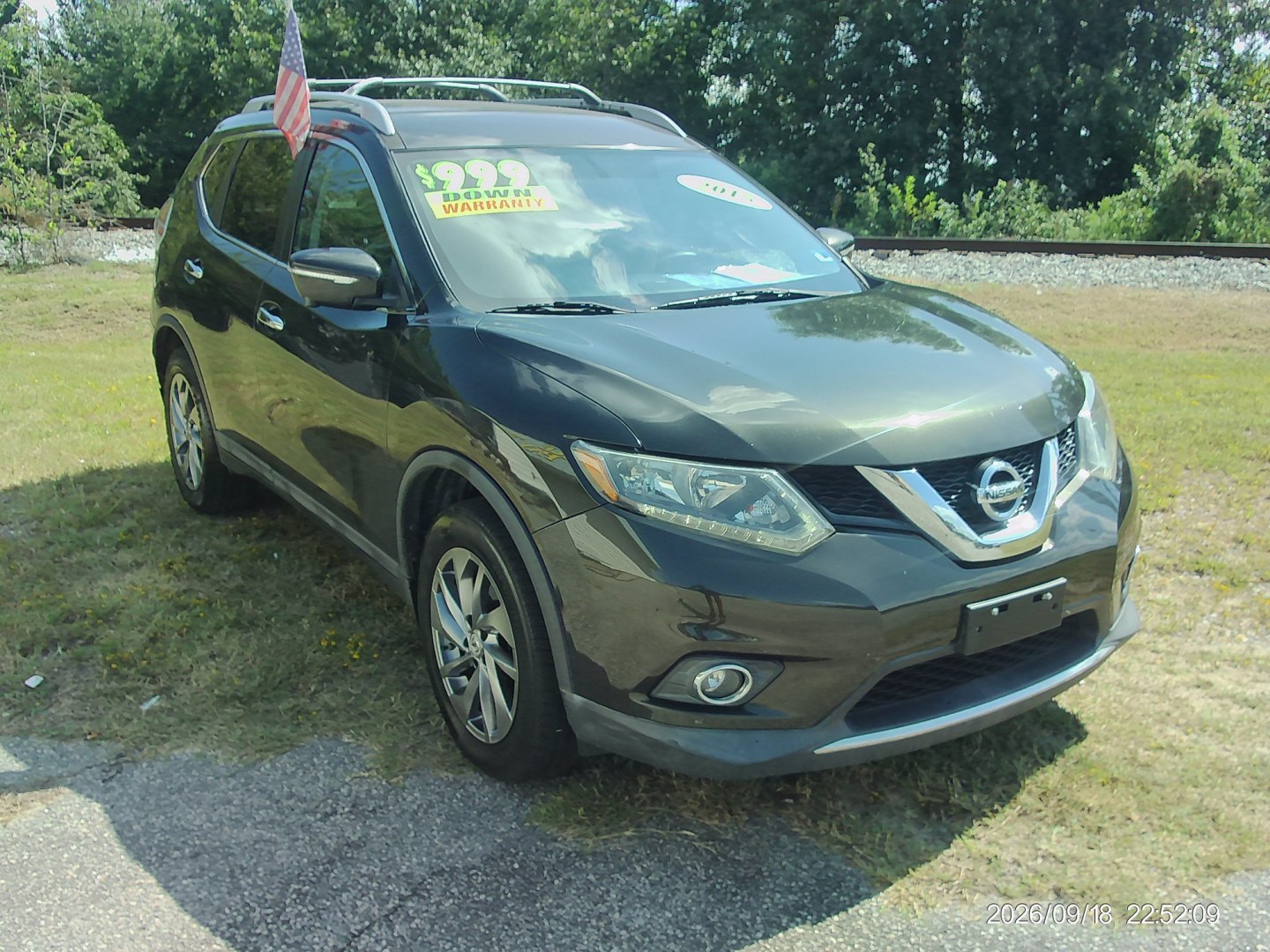 2015 Green Nissan Rogue S AWD (5N1AT2MV1FC) with an 2.5L L4 DOHC 16V engine, Continuously Variable Transmission transmission, located at 2553 Airline Blvd, Portsmouth, VA, 23701, (757) 488-8331, 36.813889, -76.357597 - ***VEHICLE TERMS*** Down Payment: $999 Weekly Payment: $115 APR: 23.9% Repayment Terms: 42 Months *** CALL ELIZABETH SMITH - DIRECTOR OF MARKETING @ 757-488-8331 TO SCHEDULE YOUR APPOINTMENT TODAY AND GET PRE-APPROVED RIGHT OVER THE PHONE***- Photo#3