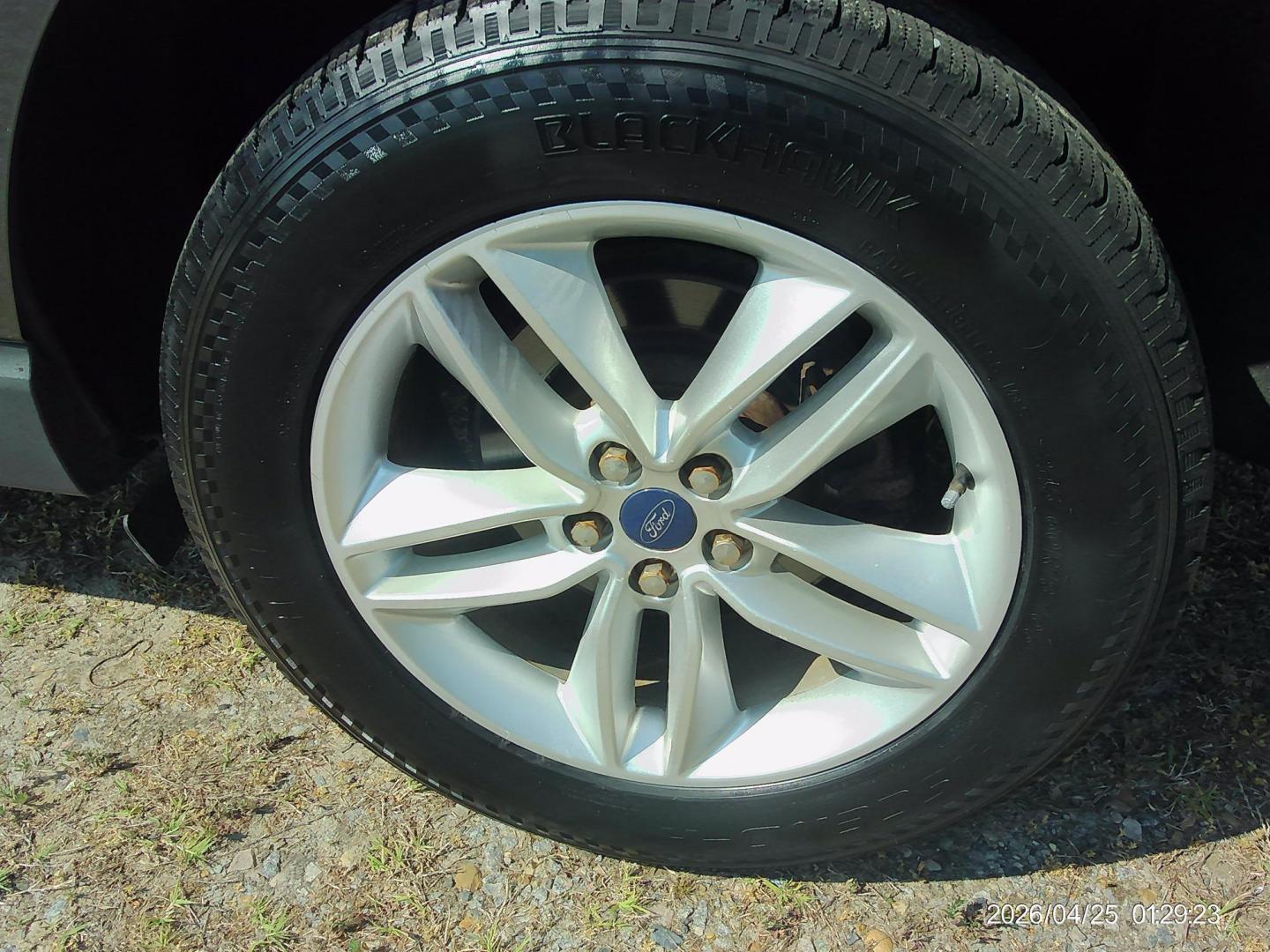 2017 Black Ford Edge SEL AWD (2FMPK4J92HB) with an 2.0L L4 DOHC 16V engine, 6A transmission, located at 2553 Airline Blvd, Portsmouth, VA, 23701, (757) 488-8331, 36.813889, -76.357597 - ***VEHICLE TERMS*** Down Payment: $1499 Weekly Payment: $120 APR: 23.9% Repayment Terms: 42 Months *** CALL ELIZABETH SMITH - DIRECTOR OF MARKETING @ 757-488-8331 TO SCHEDULE YOUR APPOINTMENT TODAY AND GET PRE-APPROVED RIGHT OVER THE PHONE*** - Photo#8