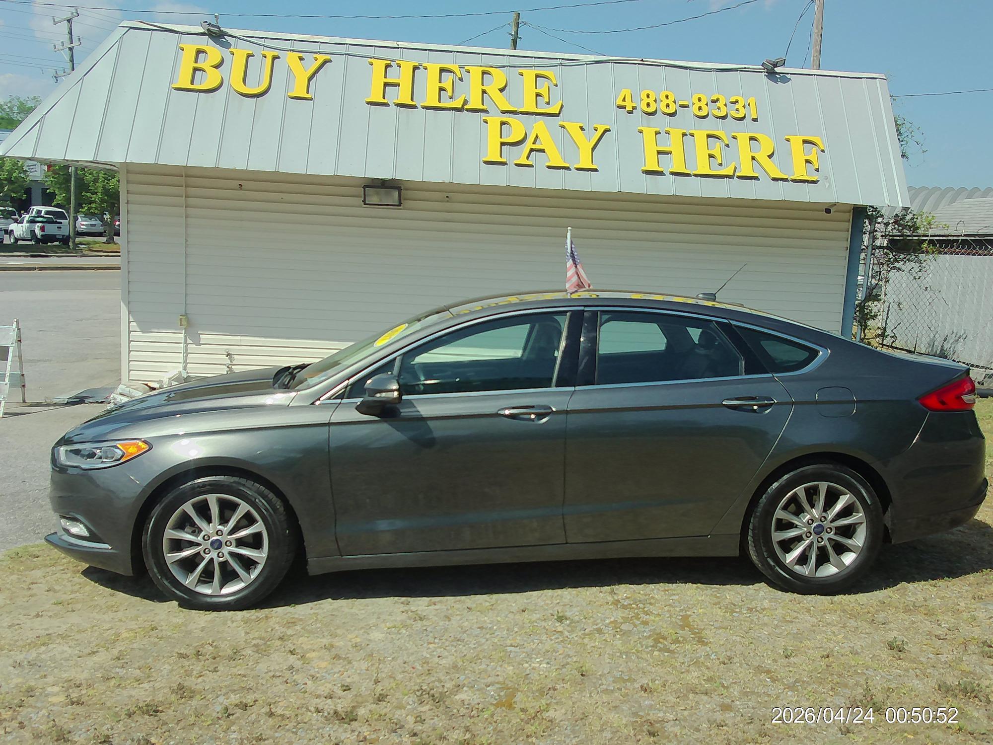 photo of 2017 Ford Fusion SE