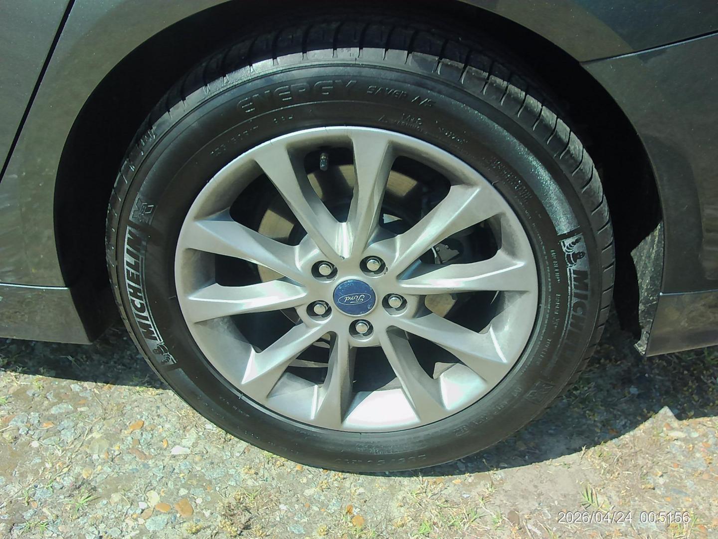 2017 Ford Fusion SE (3FA6P0H78HR) with an 2.5L L4 DOHC 16V engine, 6A transmission, located at 2553 Airline Blvd, Portsmouth, VA, 23701, (757) 488-8331, 36.813889, -76.357597 - ***VEHICLE TERMS*** Down Payment: $999 Weekly Payment: $115 APR: 23.9% Repayment Terms: 42 Months *** CALL ELIZABETH SMITH - DIRECTOR OF MARKETING @ 757-488-8331 TO SCHEDULE YOUR APPOINTMENT TODAY AND GET PRE-APPROVED RIGHT OVER THE PHONE*** - Photo#7