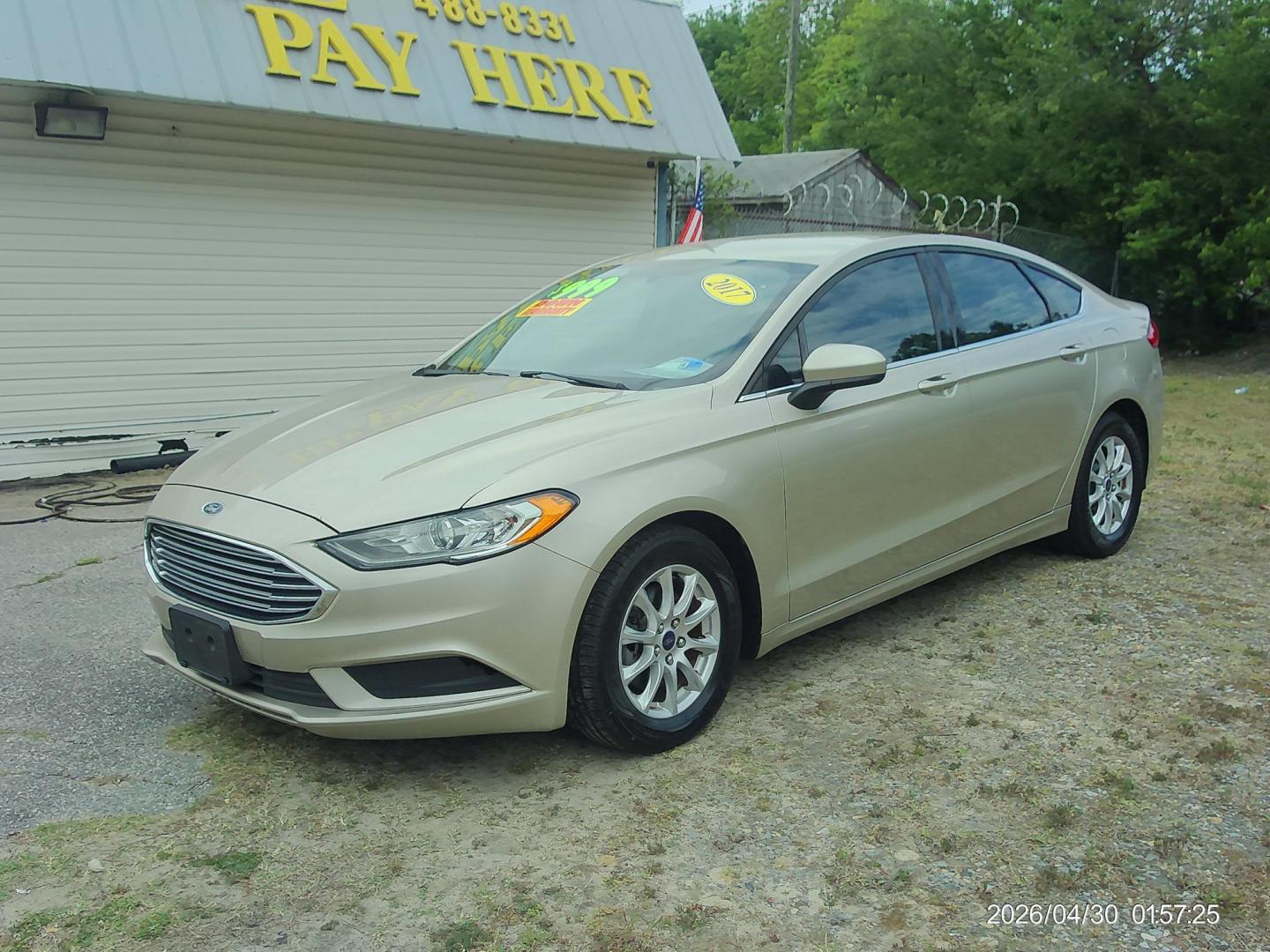 2017 Ford Fusion S (3FA6P0G76HR) with an 2.5L L4 DOHC 16V engine, 6A transmission, located at 2553 Airline Blvd, Portsmouth, VA, 23701, (757) 488-8331, 36.813889, -76.357597 - ***VEHICLE TERMS*** Down Payment: $999 Weekly Payment: $120 APR: 23.9% Repayment Terms: 42 Months *** CALL ELIZABETH SMITH - DIRECTOR OF MARKETING @ 757-488-8331 TO SCHEDULE YOUR APPOINTMENT TODAY AND GET PRE-APPROVED RIGHT OVER THE PHONE*** - Photo#2