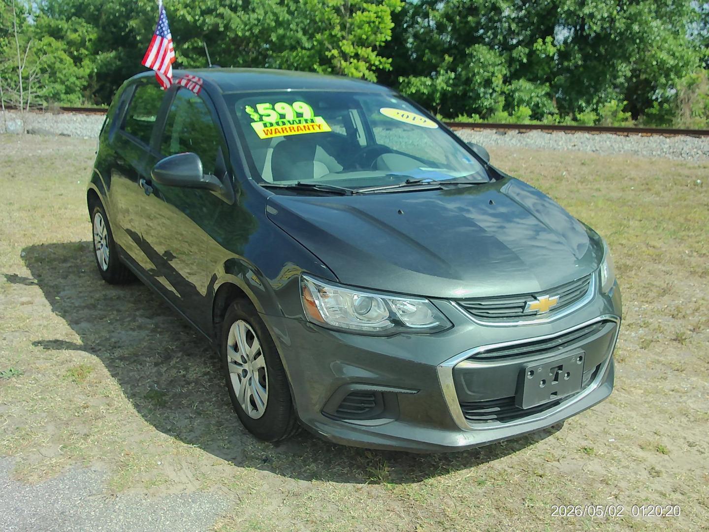 2019 Chevrolet Sonic FL Auto Hatchback (1G1JG6SB5K4) with an 1.4L L4 DOHC 24V TURBO engine, 6A transmission, located at 2553 Airline Blvd, Portsmouth, VA, 23701, (757) 488-8331, 36.813889, -76.357597 - ***VEHICLE TERMS*** Down Payment: $599 Weekly Payment: $115 APR: 23.9% Repayment Terms: 42 Months *** CALL ELIZABETH SMITH - DIRECTOR OF MARKETING @ 757-488-8331 TO SCHEDULE YOUR APPOINTMENT TODAY AND GET PRE-APPROVED RIGHT OVER THE PHONE*** - Photo#3