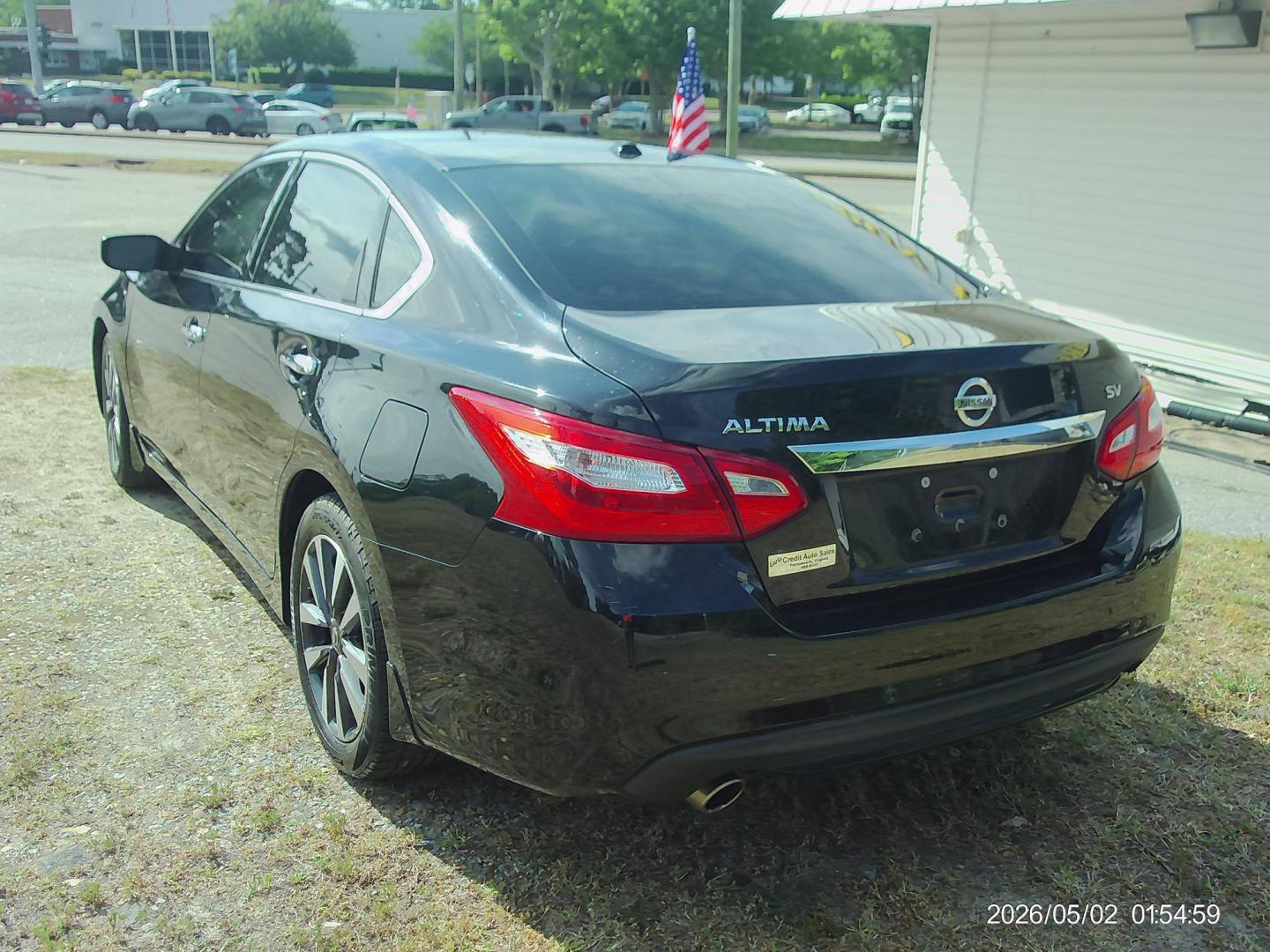 2017 Nissan Altima 2.5 S (1N4AL3AP1HC) with an 2.5L L4 DOHC 16V engine, CVT transmission, located at 2553 Airline Blvd, Portsmouth, VA, 23701, (757) 488-8331, 36.813889, -76.357597 - ***VEHICLE TERMS*** Down Payment: $999 Weekly Payment: $115 APR: 23.9% Repayment Terms: 42 Months *** CALL ELIZABETH SMITH - DIRECTOR OF MARKETING @ 757-488-8331 TO SCHEDULE YOUR APPOINTMENT TODAY AND GET PRE-APPROVED RIGHT OVER THE PHONE*** - Photo#7