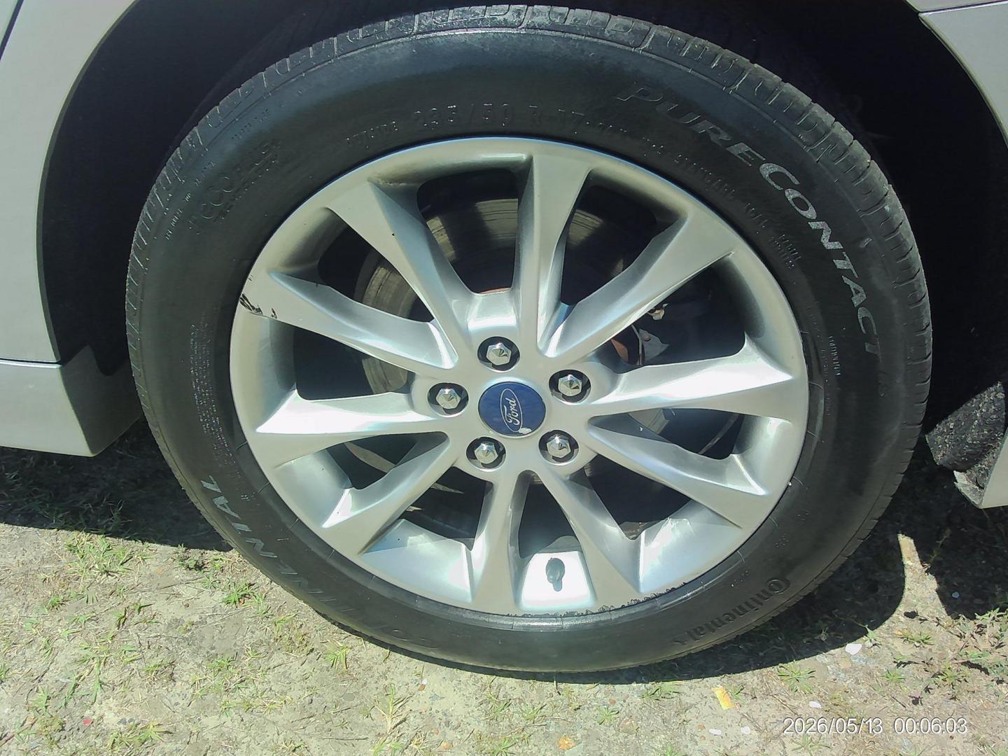 2017 Silver Ford Fusion SE (3FA6P0HD5HR) with an 1.5L L4 DOHC 16V engine, 6A transmission, located at 2553 Airline Blvd, Portsmouth, VA, 23701, (757) 488-8331, 36.813889, -76.357597 - ***VEHICLE TERMS*** Down Payment: $899 Weekly Payment: $115 APR: 23.9% Repayment Terms: 42 Months *** CALL ELIZABETH SMITH - DIRECTOR OF MARKETING @ 757-488-8331 TO SCHEDULE YOUR APPOINTMENT TODAY AND GET PRE-APPROVED RIGHT OVER THE PHONE*** - Photo#8