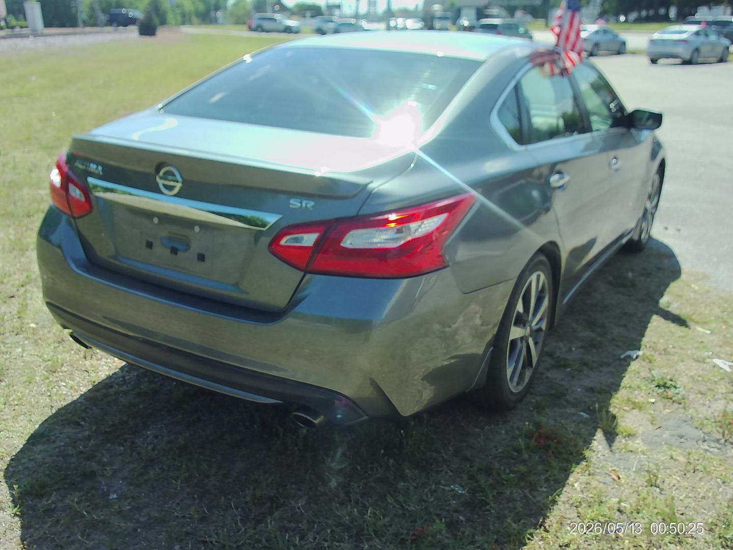 2016 Gray Nissan Altima 2.5 SL (1N4AL3APXGC) with an 2.5L L4 DOHC 16V engine, CVT transmission, located at 2553 Airline Blvd, Portsmouth, VA, 23701, (757) 488-8331, 36.813889, -76.357597 - ***VEHICLE TERMS*** Down Payment: $999 Weekly Payment: $115 APR: 23.9% Repayment Terms: 42 Months *** CALL ELIZABETH SMITH - DIRECTOR OF MARKETING @ 757-488-8331 TO SCHEDULE YOUR APPOINTMENT TODAY AND GET PRE-APPROVED RIGHT OVER THE PHONE*** - Photo#3
