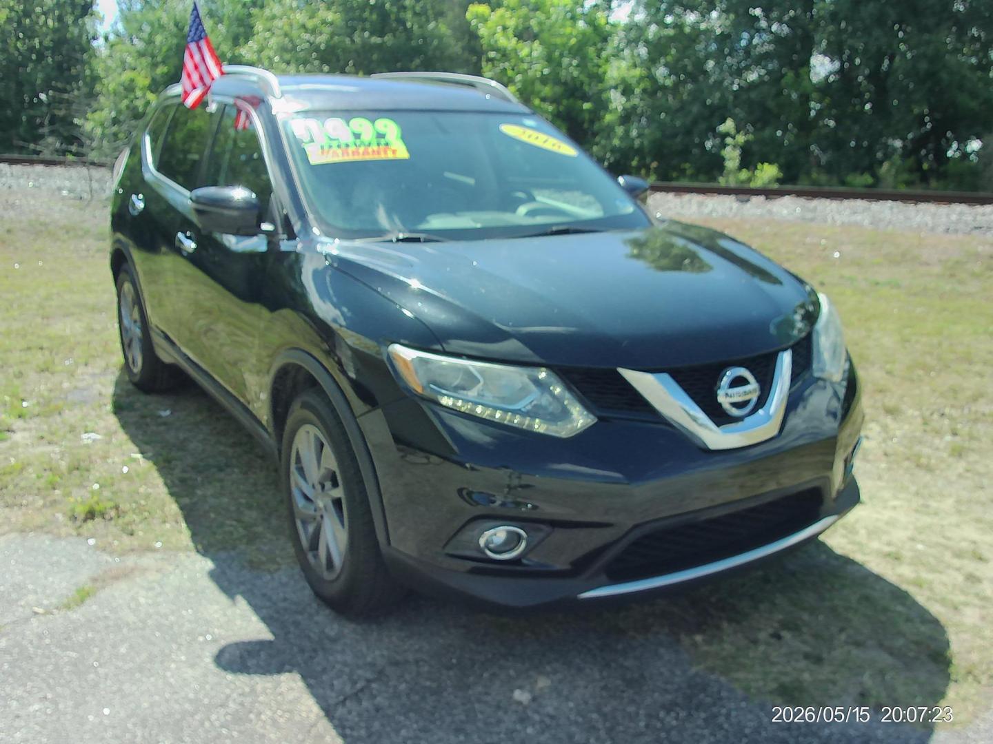 2016 Black Nissan Rogue S AWD (5N1AT2MV6GC) with an 2.5L L4 DOHC 16V engine, CVT transmission, located at 2553 Airline Blvd, Portsmouth, VA, 23701, (757) 488-8331, 36.813889, -76.357597 - ***VEHICLE TERMS*** Down Payment: $1499 Weekly Payment: $125 APR: 23.9% Repayment Terms: 42 Months *** CALL ELIZABETH SMITH - DIRECTOR OF MARKETING @ 757-488-8331 TO SCHEDULE YOUR APPOINTMENT TODAY AND GET PRE-APPROVED RIGHT OVER THE PHONE*** - Photo#3