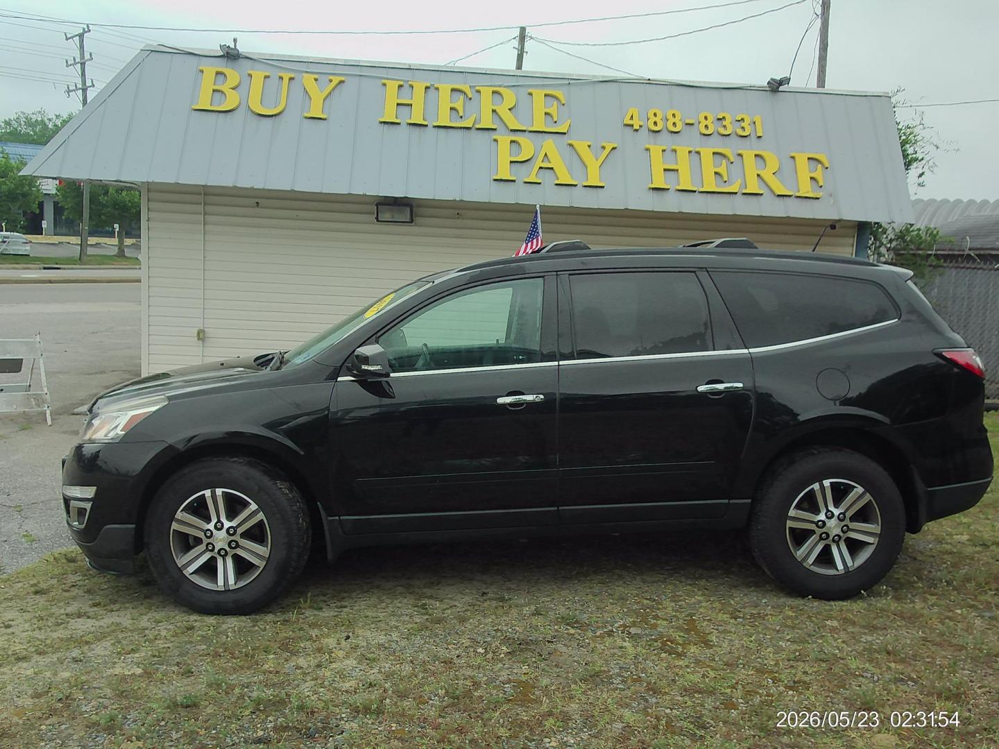 2017 Chevrolet Traverse 2LT AWD's photo