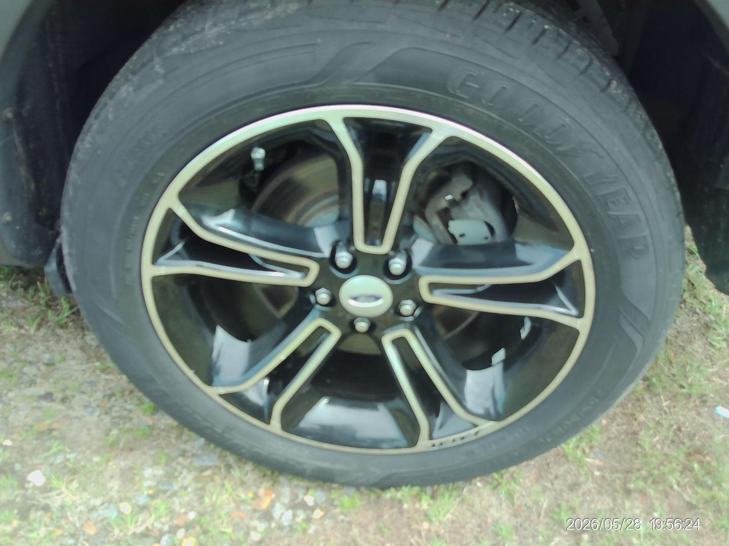 2014 Gray Ford Explorer XLT 4WD (1FM5K8D82EG) with an 3.5L V6 DOHC 24V engine, 6-Speed Automatic transmission, located at 2553 Airline Blvd, Portsmouth, VA, 23701, (757) 488-8331, 36.813889, -76.357597 - ***VEHICLE TERMS*** Down Payment: $999 Weekly Payment: $120 APR: 23.9% Repayment Terms: 42 Months *** CALL ELIZABETH SMITH - DIRECTOR OF MARKETING @ 757-488-8331 TO SCHEDULE YOUR APPOINTMENT TODAY AND GET PRE-APPROVED RIGHT OVER THE PHONE*** - Photo#8
