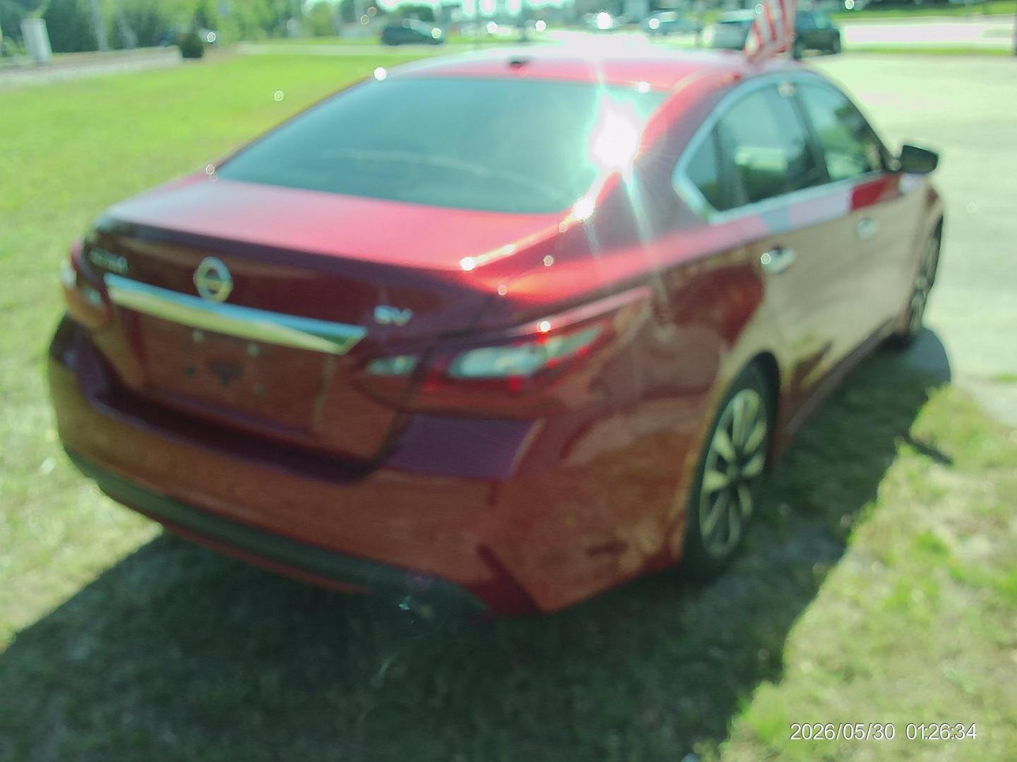 2018 Red Nissan Altima 2.5 (1N4AL3AP9JC) with an 2.5L L4 DOHC 16V engine, CVT transmission, located at 2553 Airline Blvd, Portsmouth, VA, 23701, (757) 488-8331, 36.813889, -76.357597 - ***VEHICLE TERMS*** Down Payment: $999 Weekly Payment: $120 APR: 23.9% Repayment Terms: 42 Months *** CALL ELIZABETH SMITH - DIRECTOR OF MARKETING @ 757-488-8331 TO SCHEDULE YOUR APPOINTMENT TODAY AND GET PRE-APPROVED RIGHT OVER THE PHONE*** - Photo#5