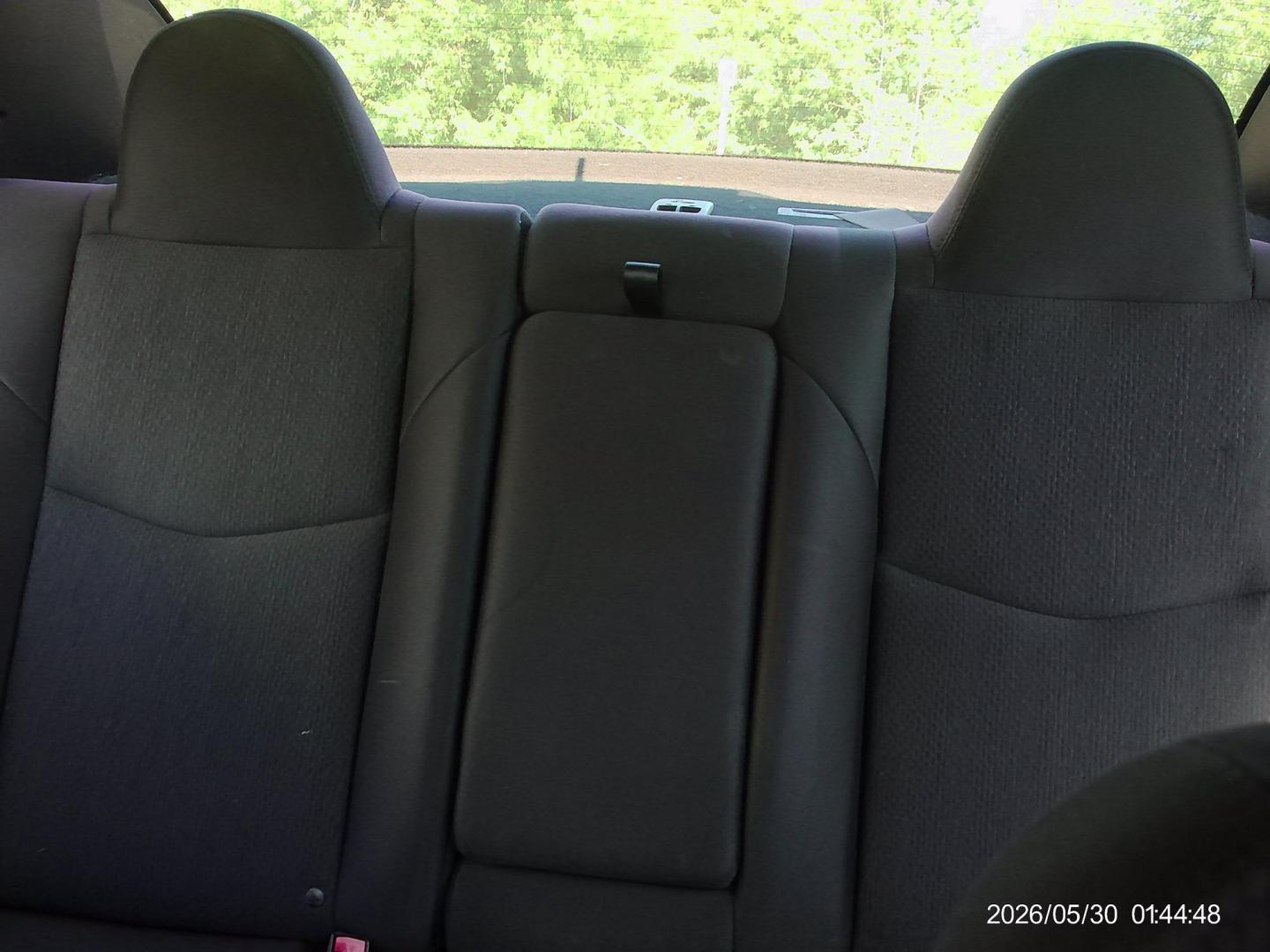 2013 Gray Chrysler 200 LX (1C3CCBAG6DN) with an 3.6L V6 DOHC 24V FFV engine, 6-Speed Automatic transmission, located at 2553 Airline Blvd, Portsmouth, VA, 23701, (757) 488-8331, 36.813889, -76.357597 - ***VEHICLE TERMS*** Down Payment: $699 Weekly Payment: $100 APR: 23.9% Repayment Terms: 42 Months *** CALL ELIZABETH SMITH - DIRECTOR OF MARKETING @ 757-488-8331 TO SCHEDULE YOUR APPOINTMENT TODAY AND GET PRE-APPROVED RIGHT OVER THE PHONE*** - Photo#10