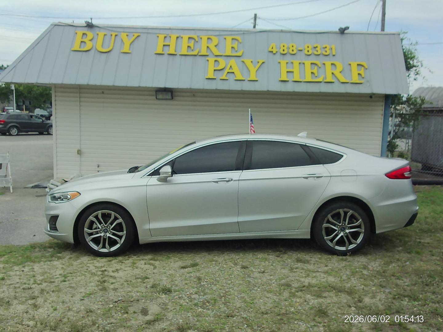 2019 Silver Ford Fusion SEL (3FA6P0CD4KR) with an 1.5L L4 DOHC 16V engine, 6A transmission, located at 2553 Airline Blvd, Portsmouth, VA, 23701, (757) 488-8331, 36.813889, -76.357597 - Photo#0