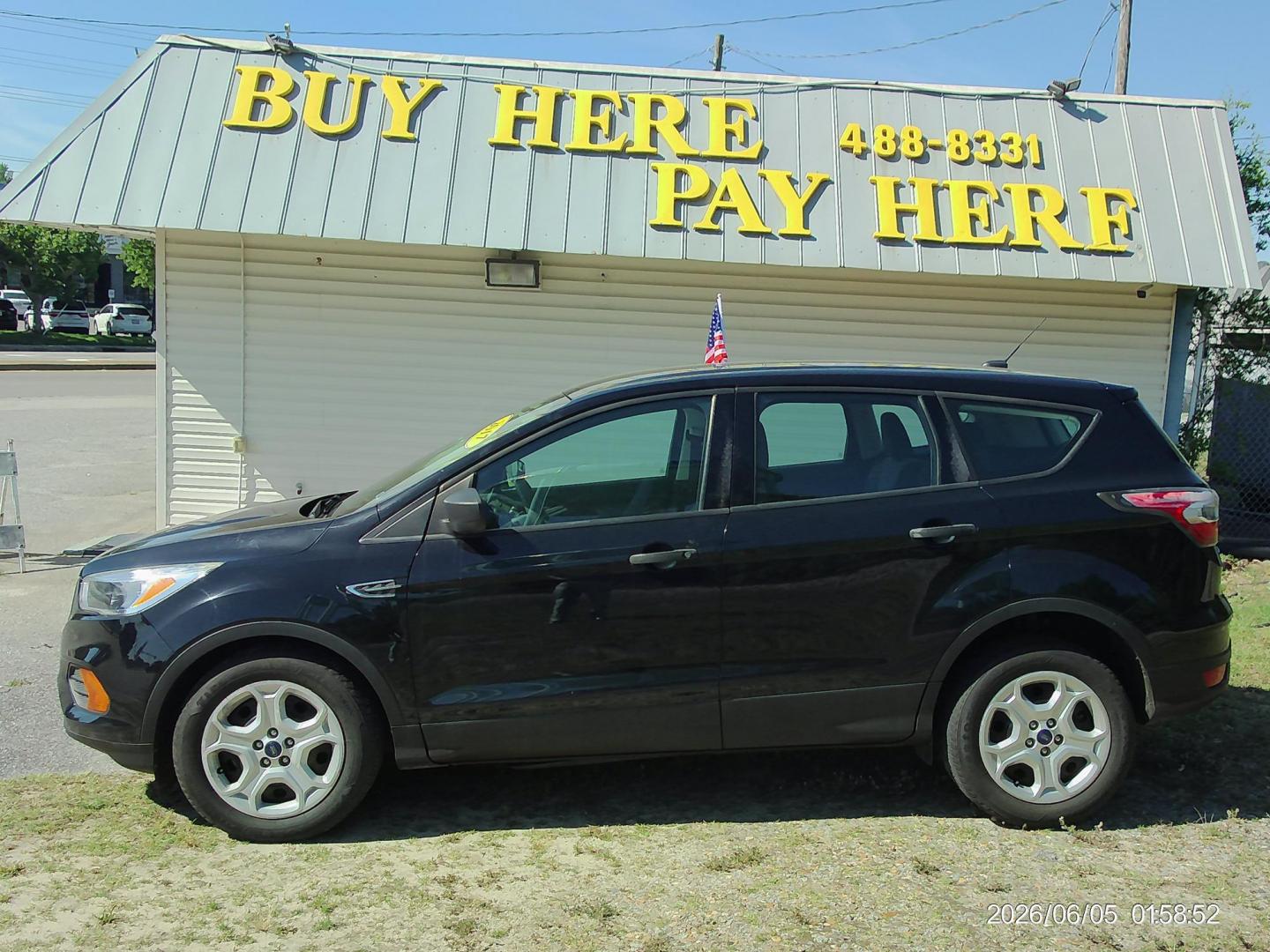 2017 Ford Escape S's photo