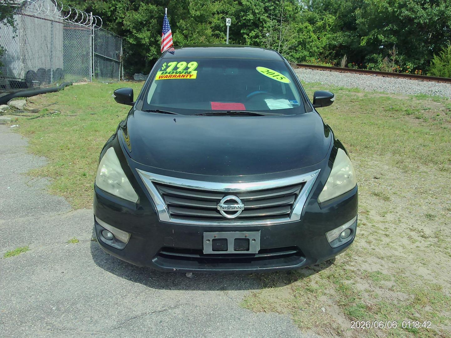 2015 Black Nissan Altima 2.5 S (1N4AL3AP7FN) with an 2.5L L4 DOHC 16V engine, Continuously Variable Transmission transmission, located at 2553 Airline Blvd, Portsmouth, VA, 23701, (757) 488-8331, 36.813889, -76.357597 - Photo#2